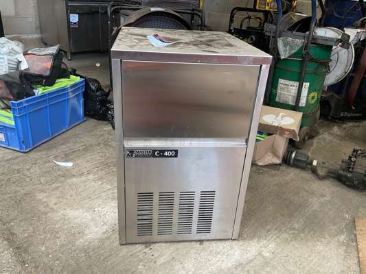 Master Frost C-400 Ice Maker Machine 240V - photo 1