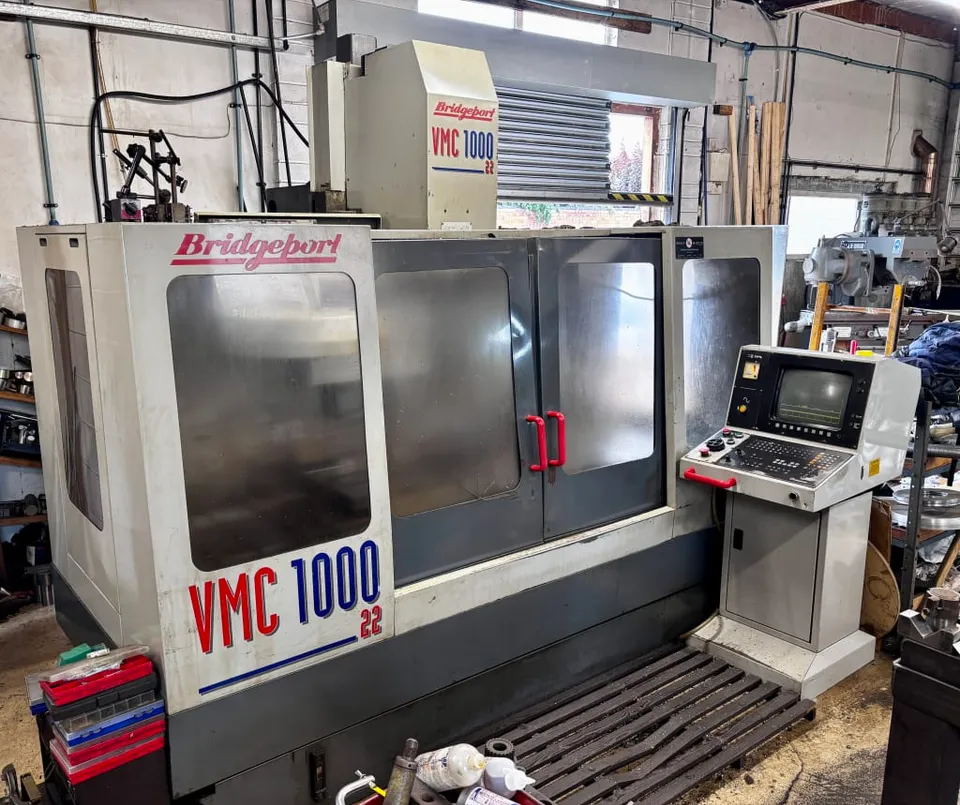Bridgeport VMC1000/22 Digital CNC Vertical Machining Centre With Heidenhain 426CB Control