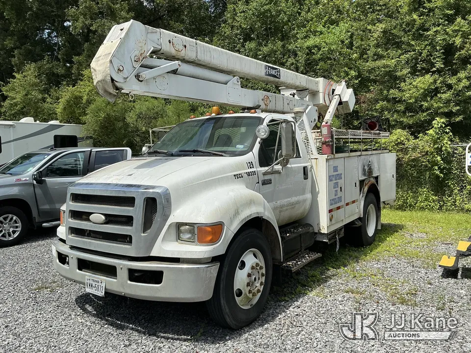 HiRanger - Material Handling Bucket Truck On 2009 Ford F-650 Utility Truck (1469404)