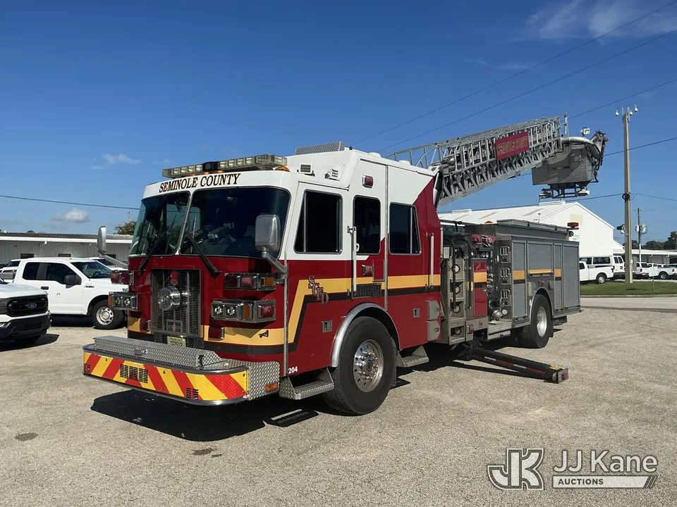 Sutphen Custom 70 ft. Mini Tower Telescopic Non-Insulated Ladder Lift On 2005 Sutphen Custom Ladder/Fire Truck (1548822)