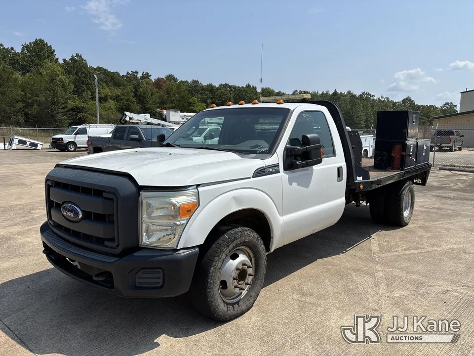 2015 Ford F-350 SD Flatbed/Service Truck (1551883)