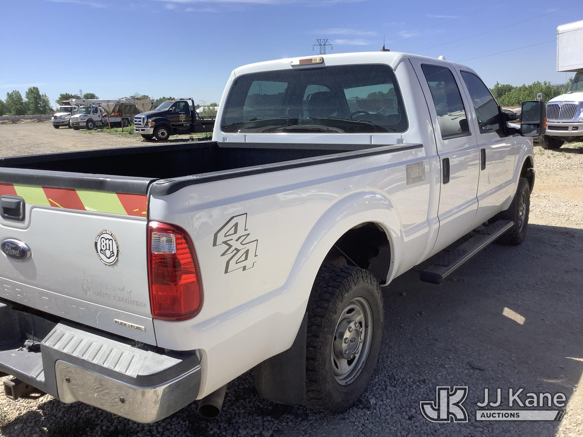 2015 Ford F250 4x4 Crew-Cab Pickup Truck (1590496) - photo 3