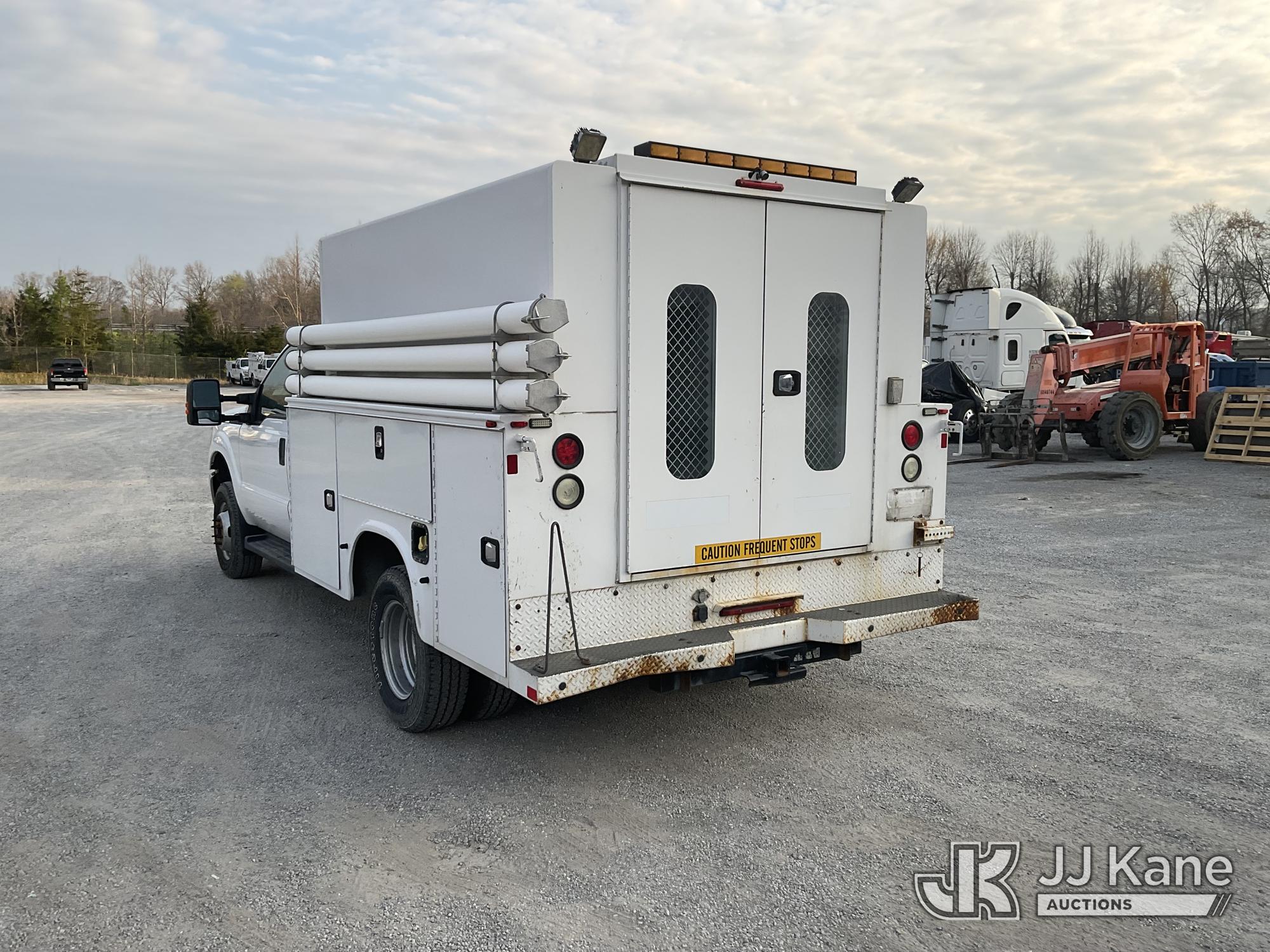 2015 Ford F350 4x4 Extended-Cab Enclosed Service Truck (1595818) - photo 4