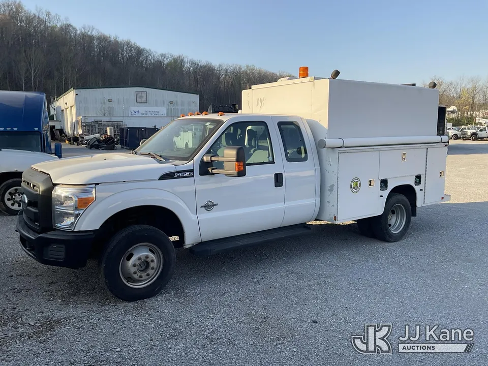 2011 Ford F350 4x4 Extended-Cab Enclosed Service Truck (1595822)