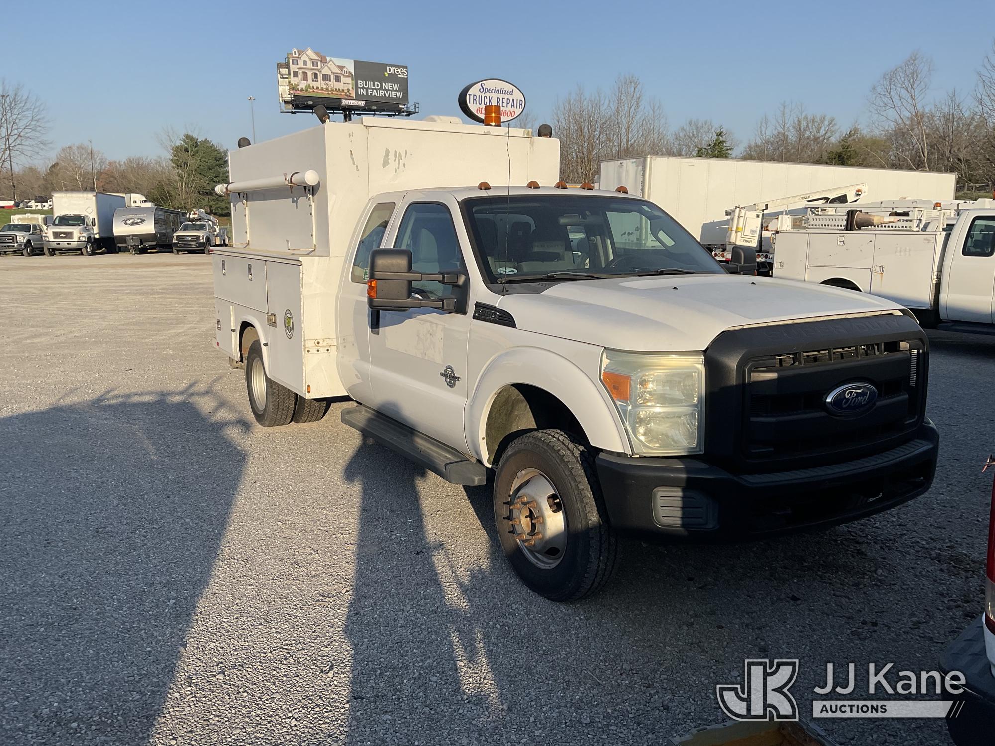 2011 Ford F350 4x4 Extended-Cab Enclosed Service Truck (1595822) - photo 2
