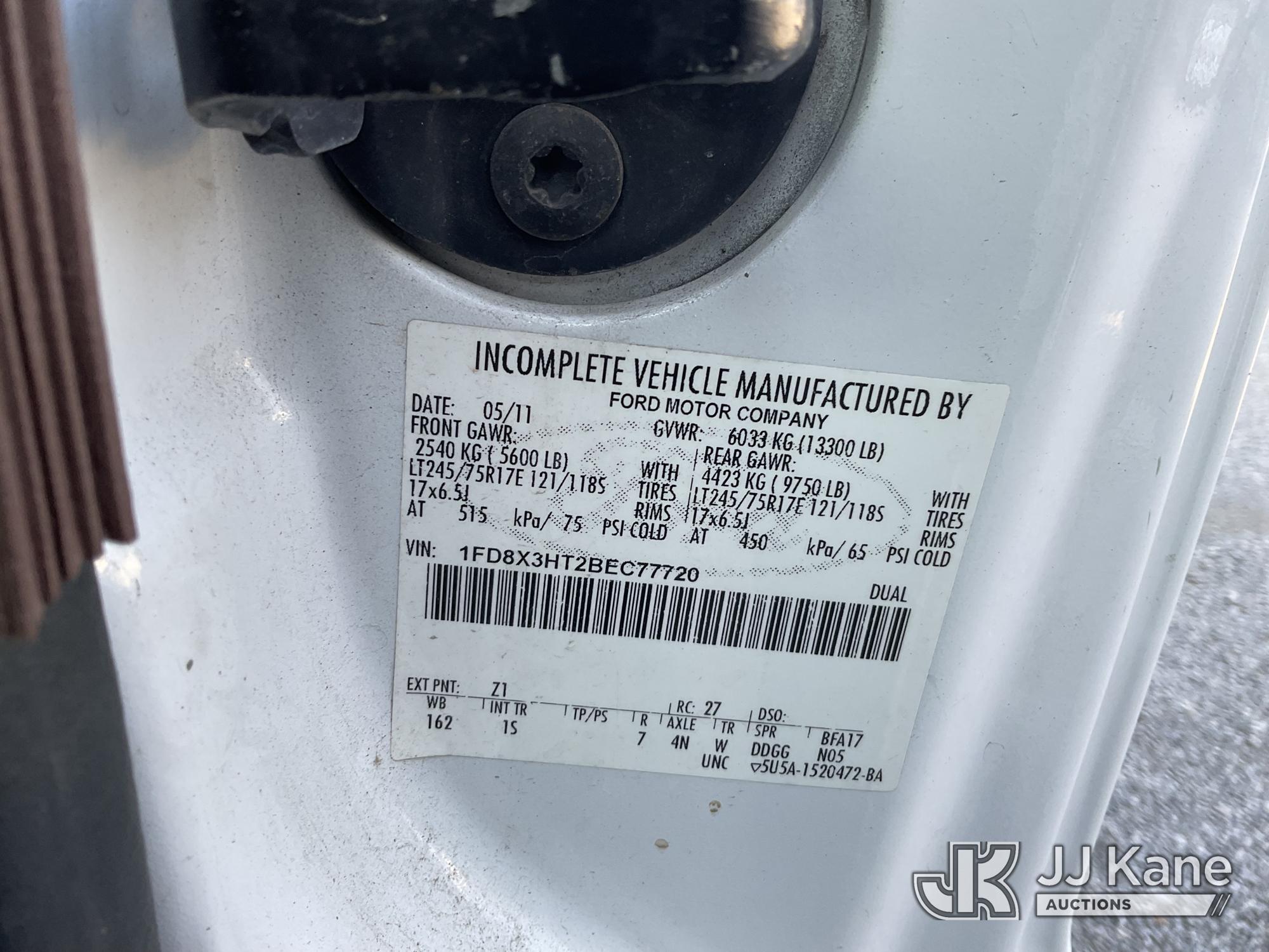 2011 Ford F350 4x4 Extended-Cab Enclosed Service Truck (1595822) - photo 5