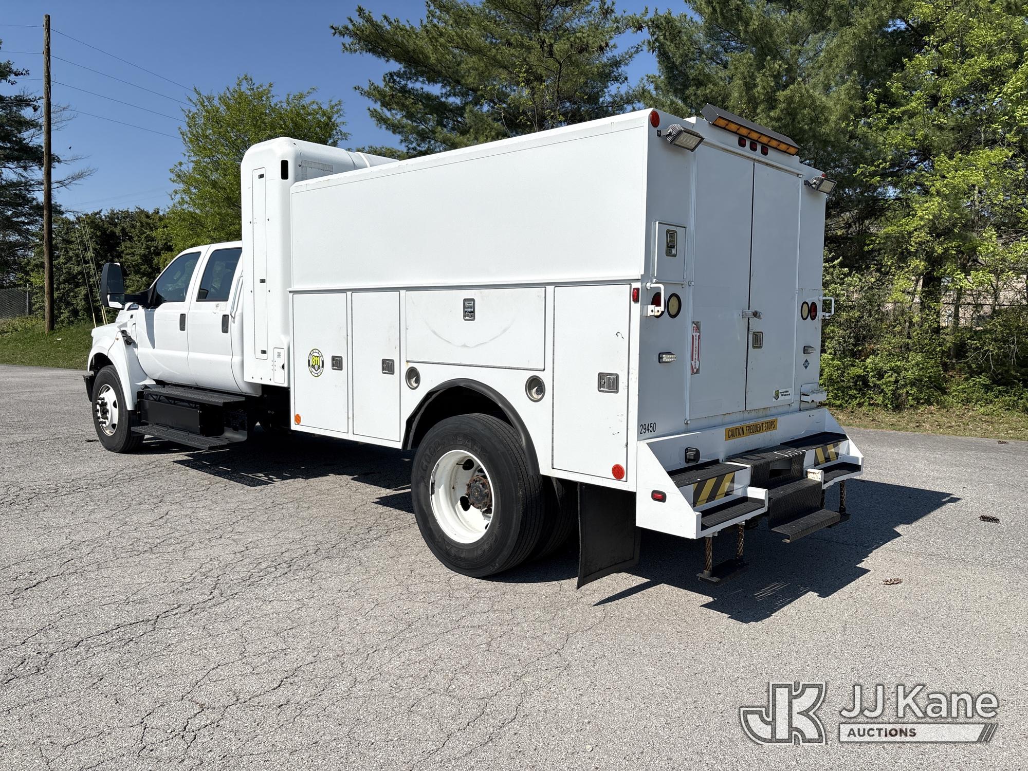 2016 Ford F750 Crew-Cab  Enclosed Utility Truck (1598220) - photo 4