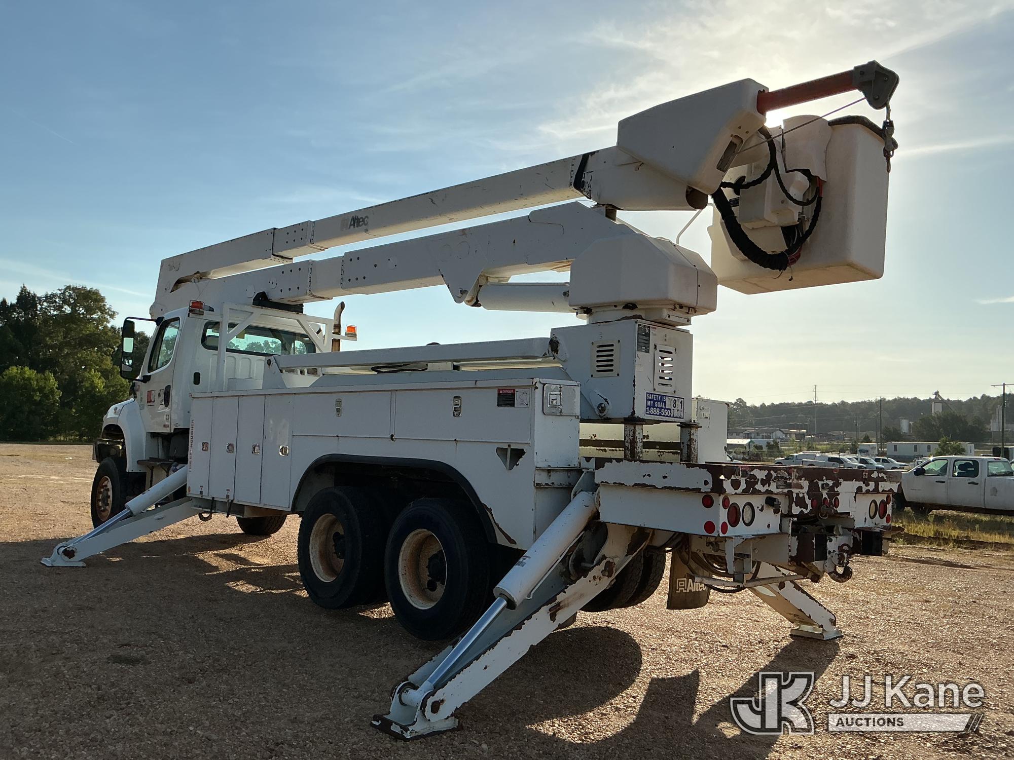Altec A77T-E93-MH Articulating & Telescopic Material Handling Elevator Bucket Truck On 2012 Freightliner M2 106 Utility Truck (1600033) - photo 2