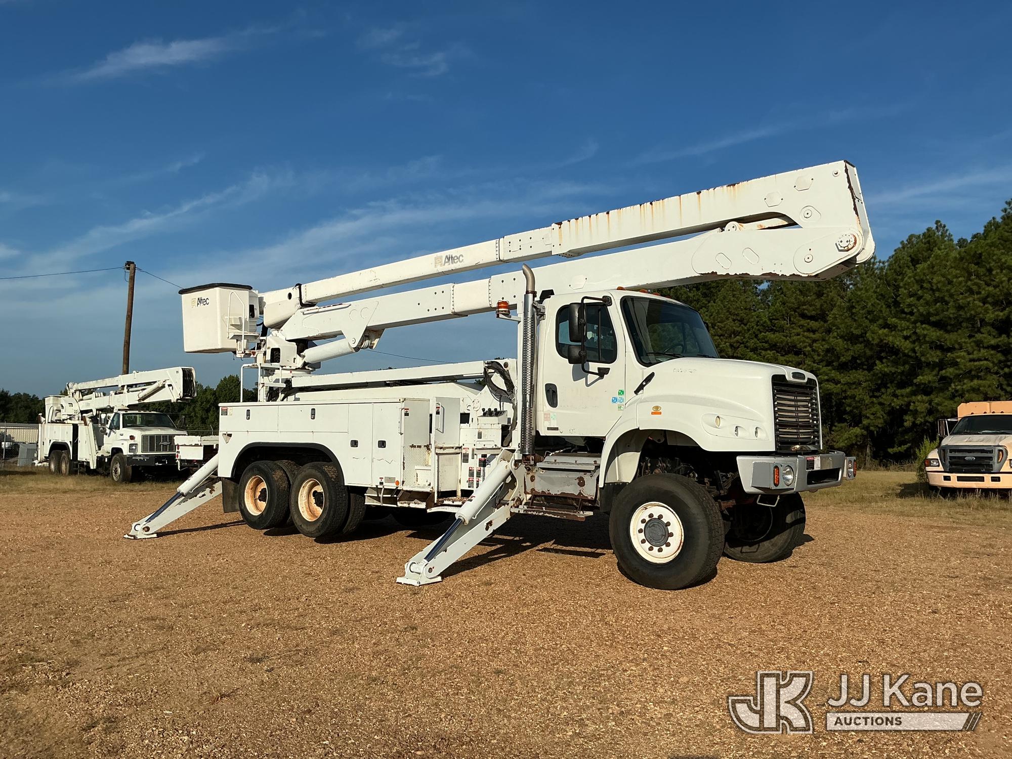 Altec A77T-E93-MH Articulating & Telescopic Material Handling Elevator Bucket Truck On 2012 Freightliner M2 106 Utility Truck (1600033) - photo 5
