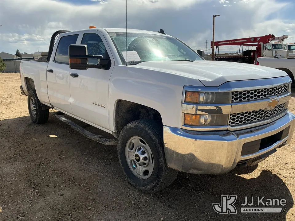 2019 Chevrolet Silverado 2500HD Crew-Cab Pickup Truck (1600796) - photo 2