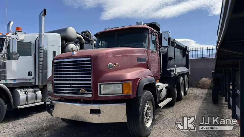 2000 Mack CL713 T/A Dump Truck (1600806)