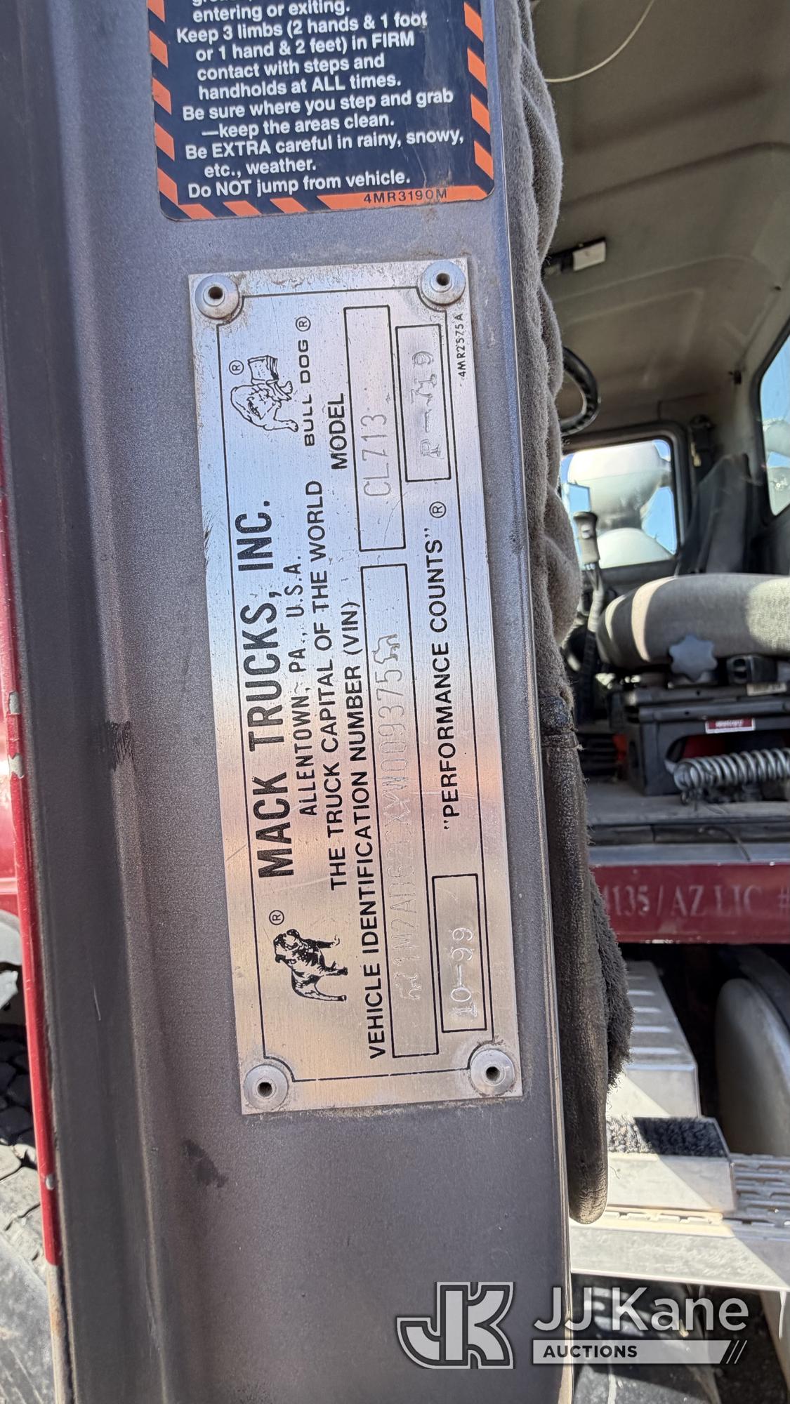 2000 Mack CL713 T/A Dump Truck (1600806) - photo 5