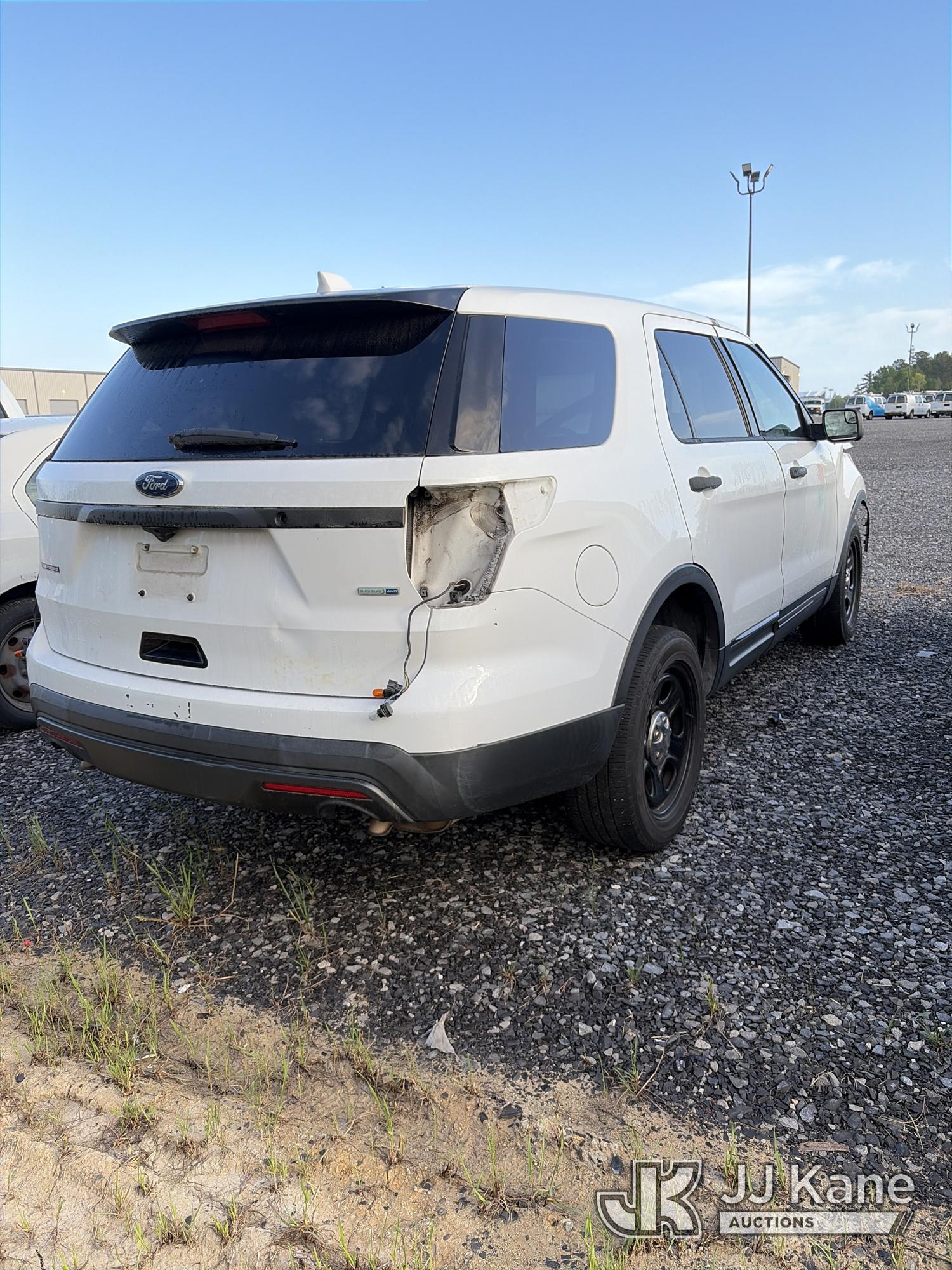 2017 Ford Explorer AWD Police Interceptor 4-Door Sport Utility Vehicle (1602059) - photo 3