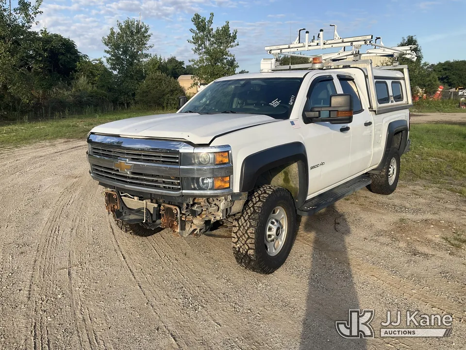 2015 Chevrolet Silverado 2500HD 4x4 Extended-Cab Pickup Truck (1604577)