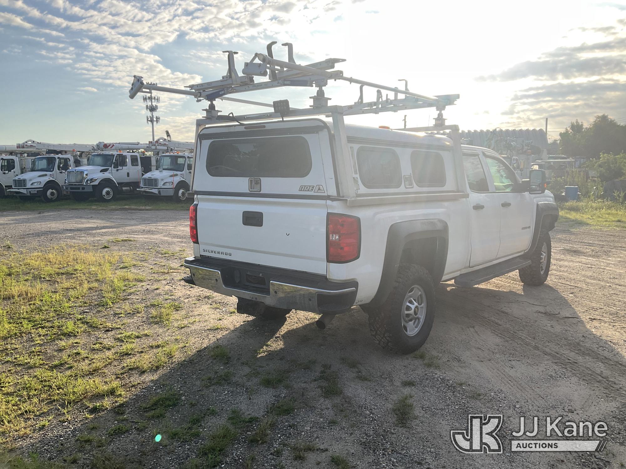 2015 Chevrolet Silverado 2500HD 4x4 Extended-Cab Pickup Truck (1604577) - photo 4