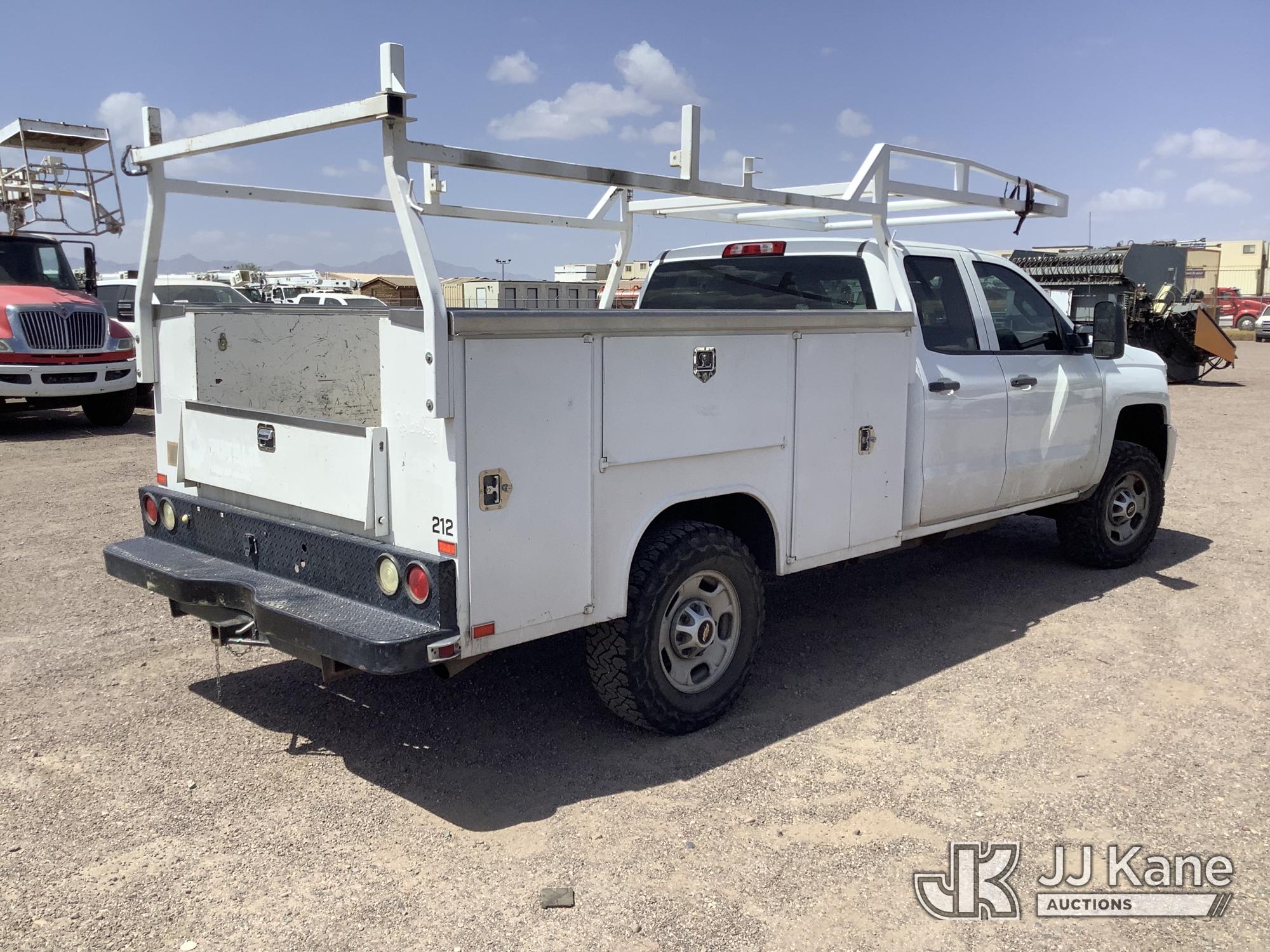 2019 Chevrolet Silverado 2500HD Extended-Cab Service Truck (1611008) - photo 3