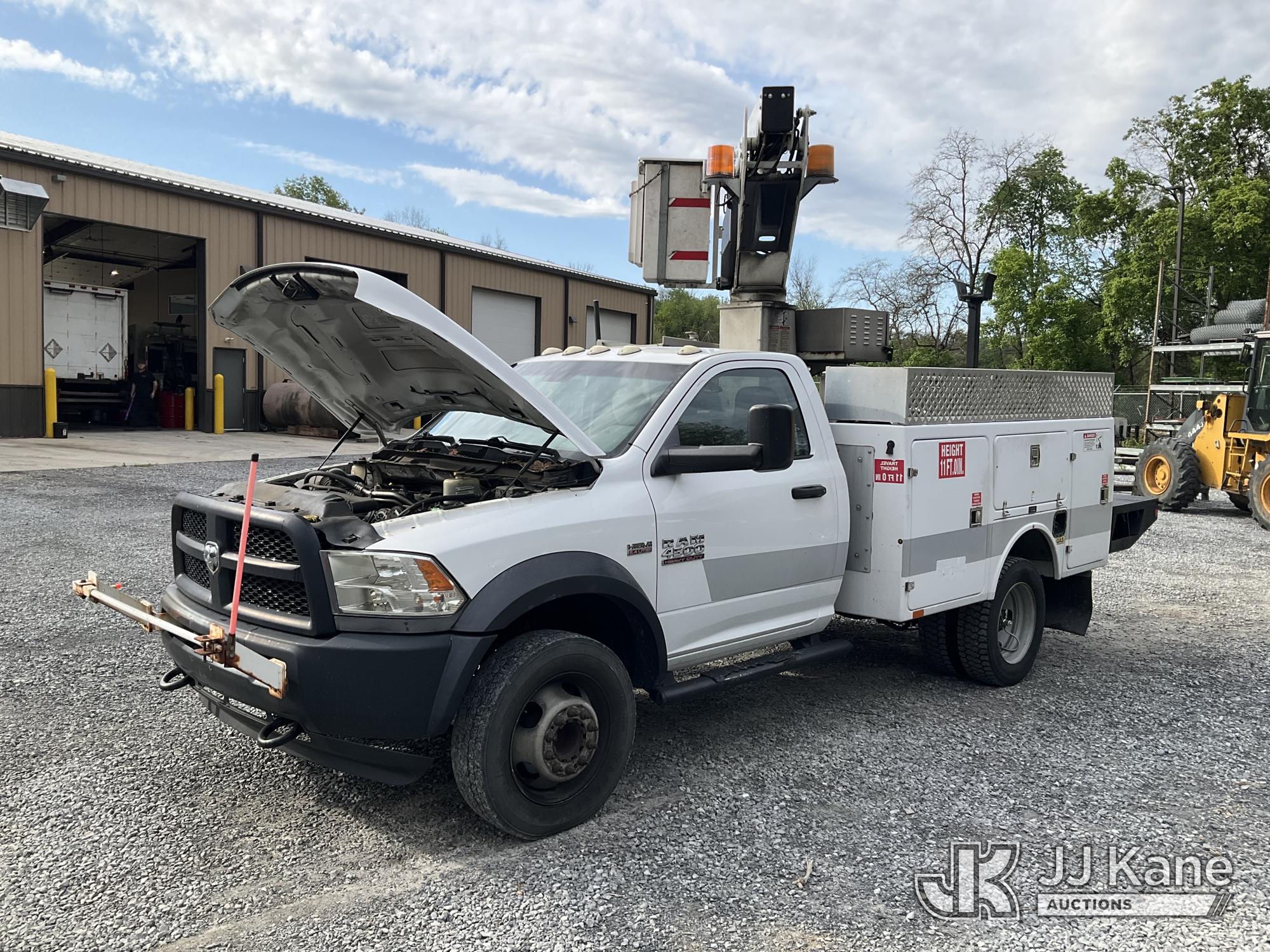 Versalift TEL29 Non-Insulated Bucket Truck On 2014 RAM 4500 Utility Truck (1611140) - photo 3