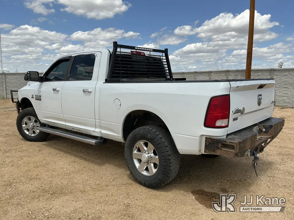 2015 RAM 2500 4x4 Crew-Cab Pickup Truck (1611371) - photo 4