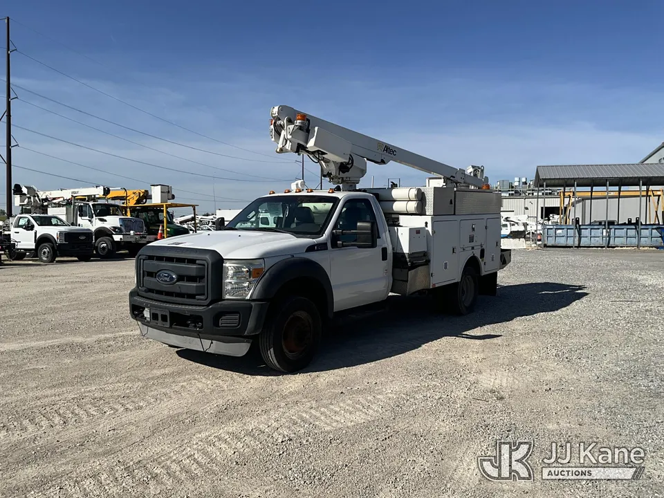 Altec AT200 Telescopic Non-Insulated Bucket Truck On 2013 Ford F-450 SD Service Truck (1613187)