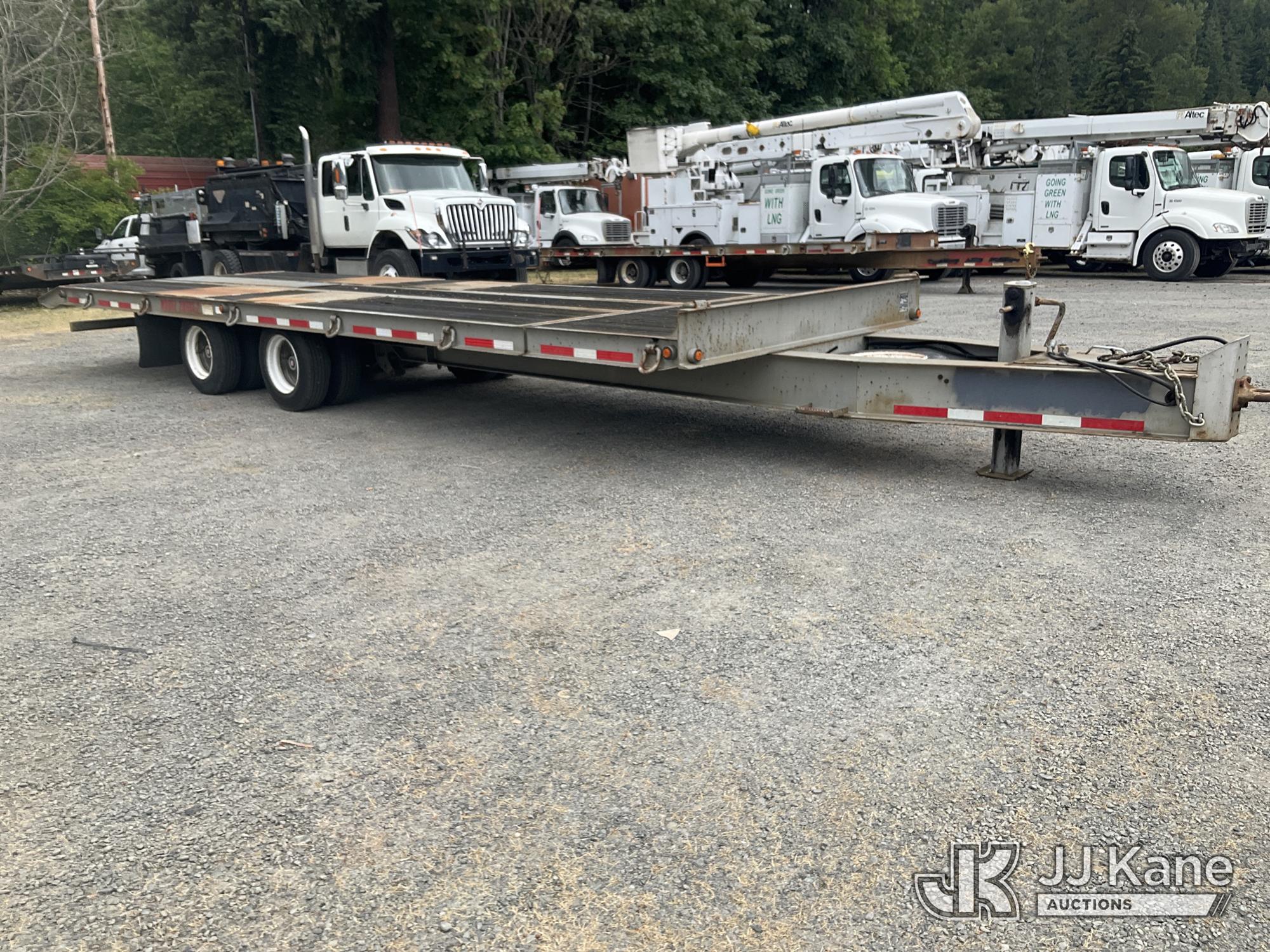 2012 Lowe 20TDT-2-4 T/A Tagalong Equipment Trailer (1614044) - photo 5