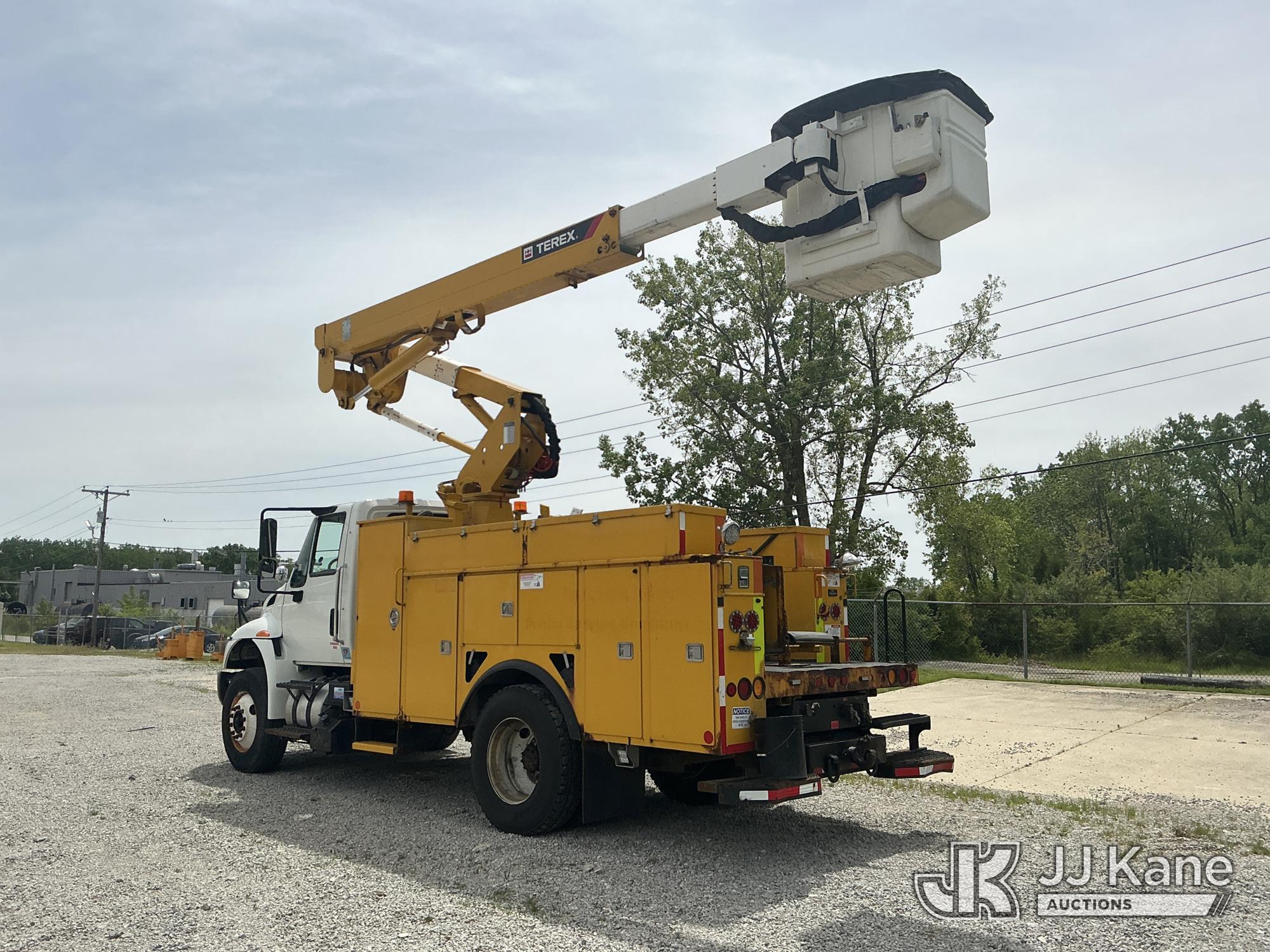 Hi Ranger TL41 Articulating & Telescopic Bucket Truck On 2017 International DuraStar 4400 Utility Truck (1614089) - photo 2