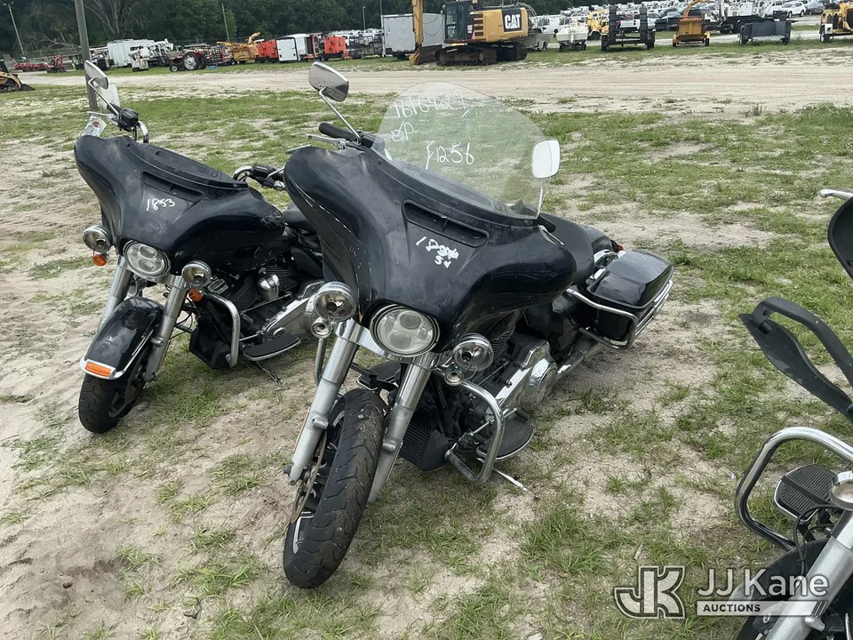 2017 Harley-Davidson FLHTP Motorcycle (1616429)