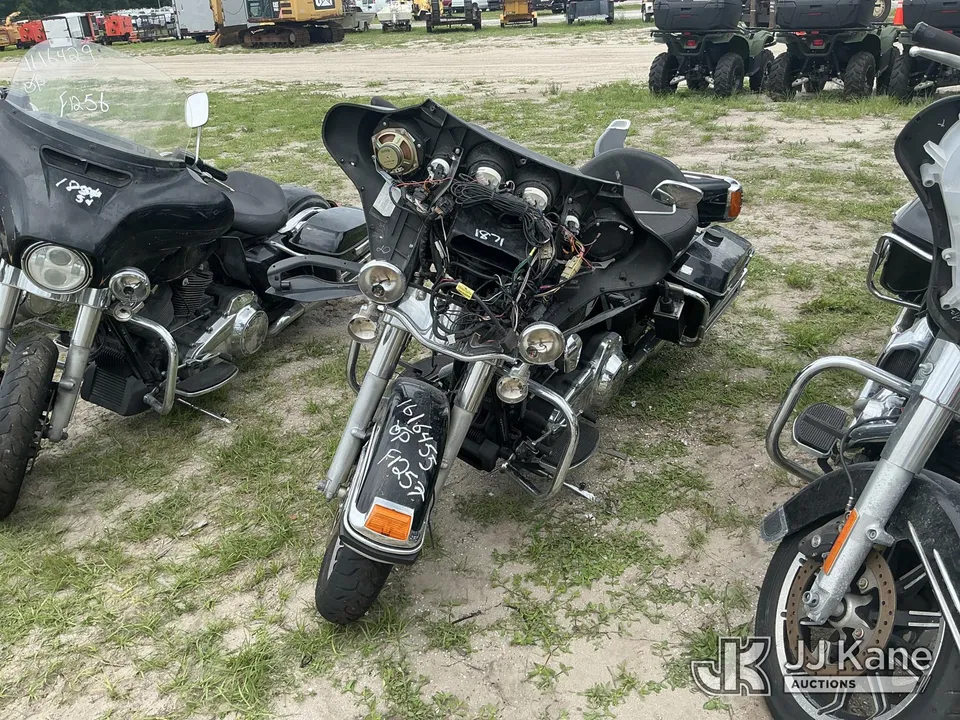 2013 Harley-Davidson FLHTP Motorcycle (1616455)