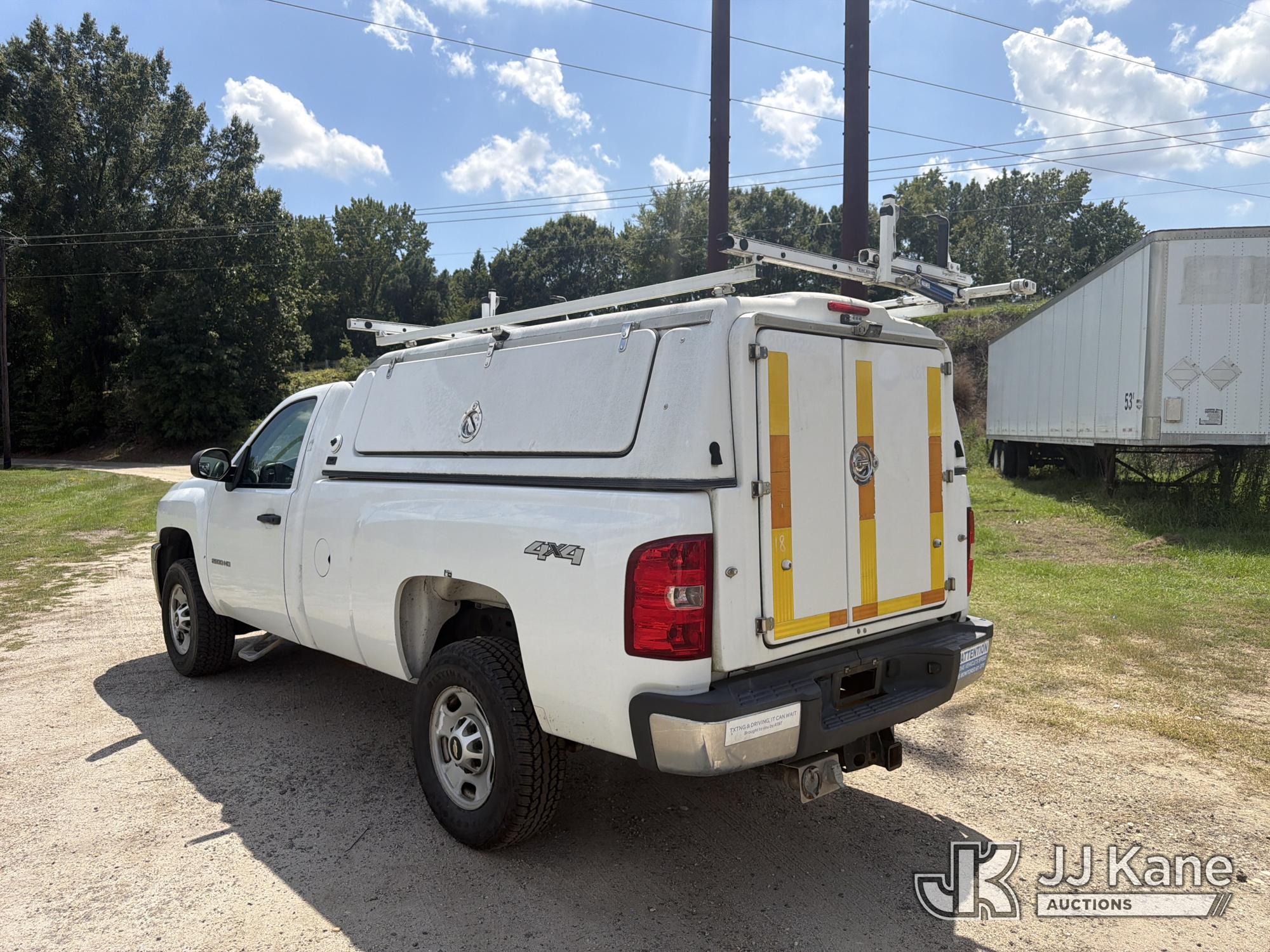 2014 Chevrolet Silverado 2500HD 4x4 Pickup Truck (1617064) - photo 4
