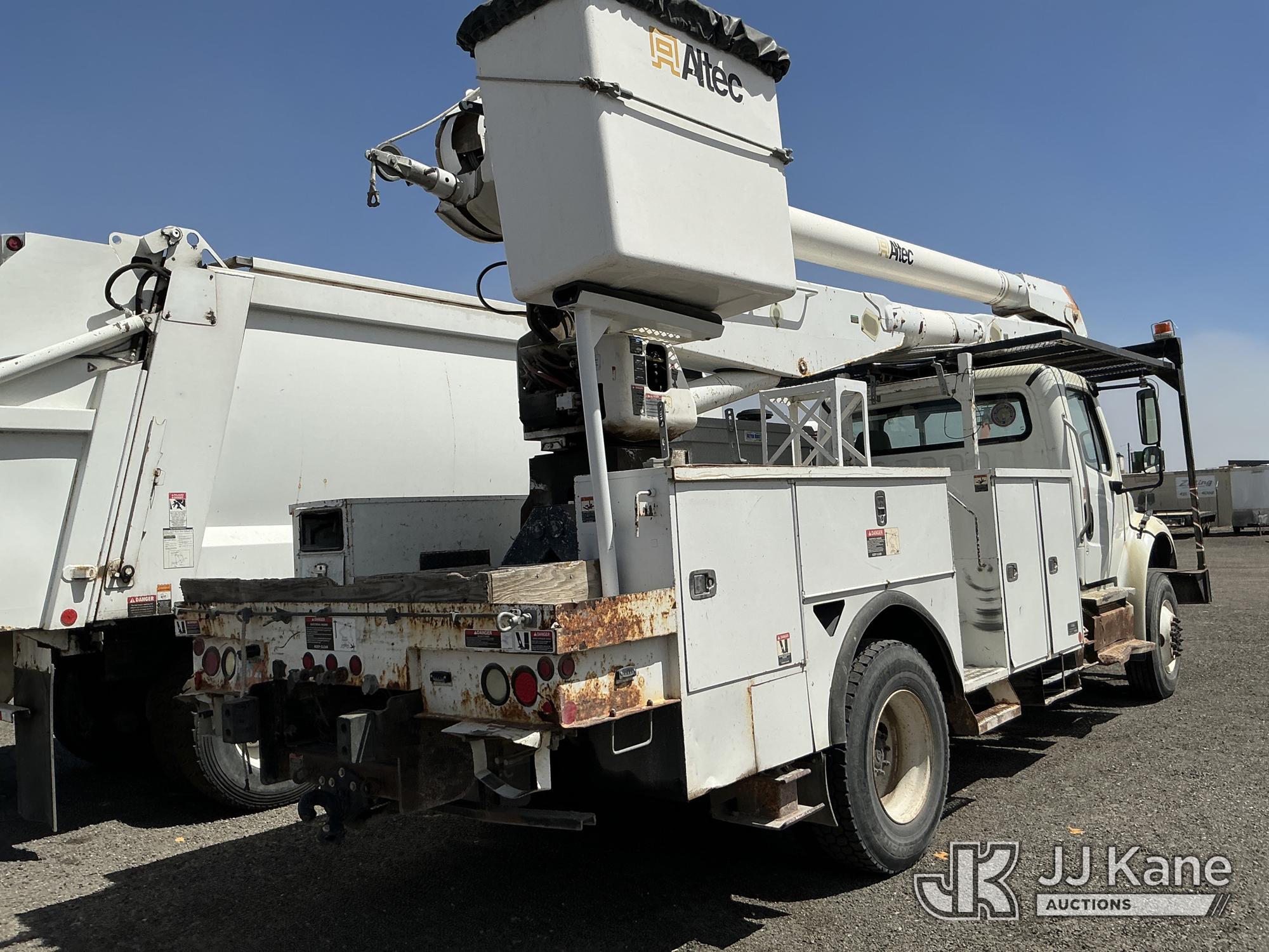 Altec AA755 Material Handling Bucket Truck On 2013 Freightliner M2 106 Utility Truck (1618463) - photo 3