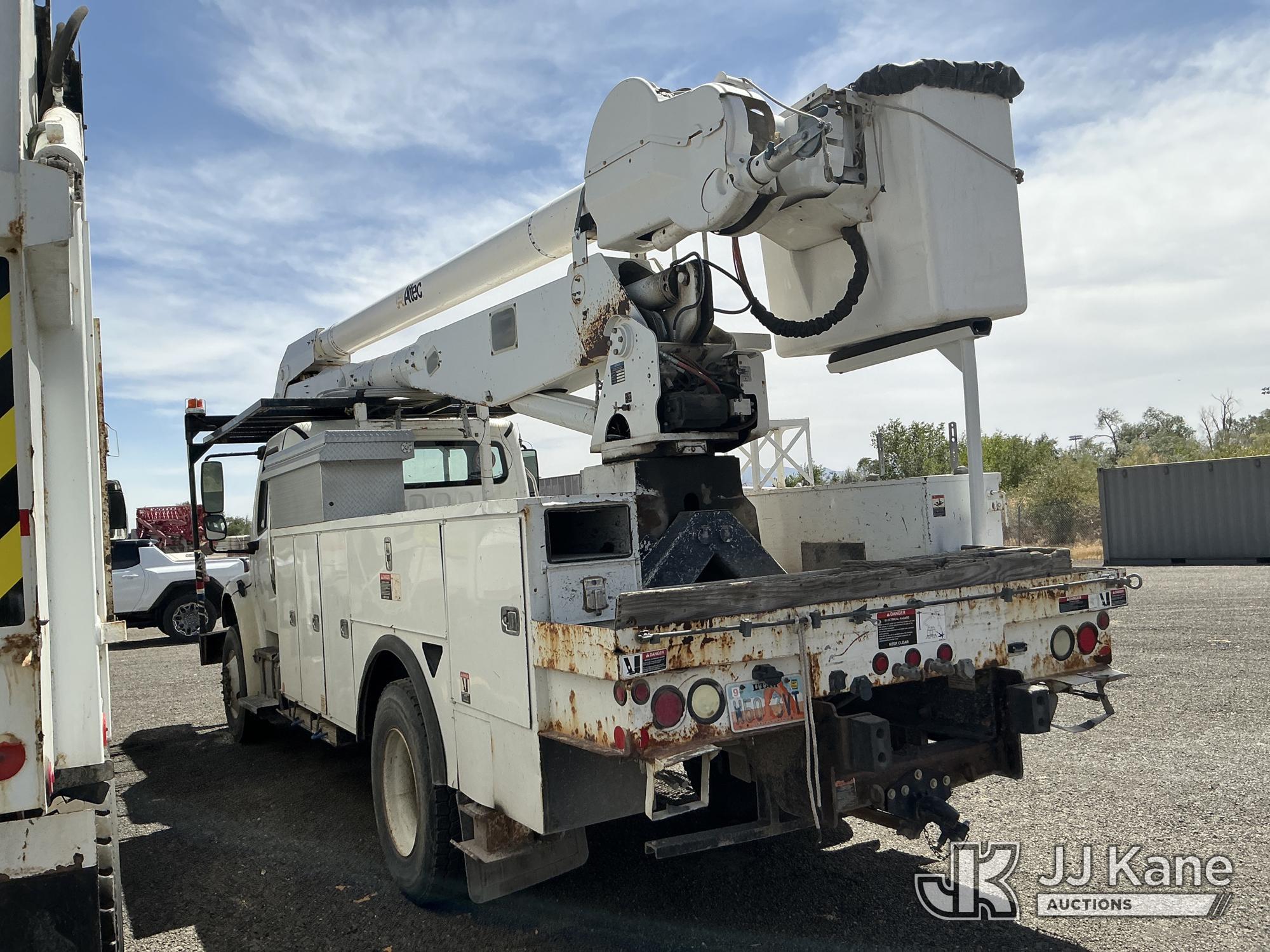 Altec AA755 Material Handling Bucket Truck On 2013 Freightliner M2 106 Utility Truck (1618463) - photo 4