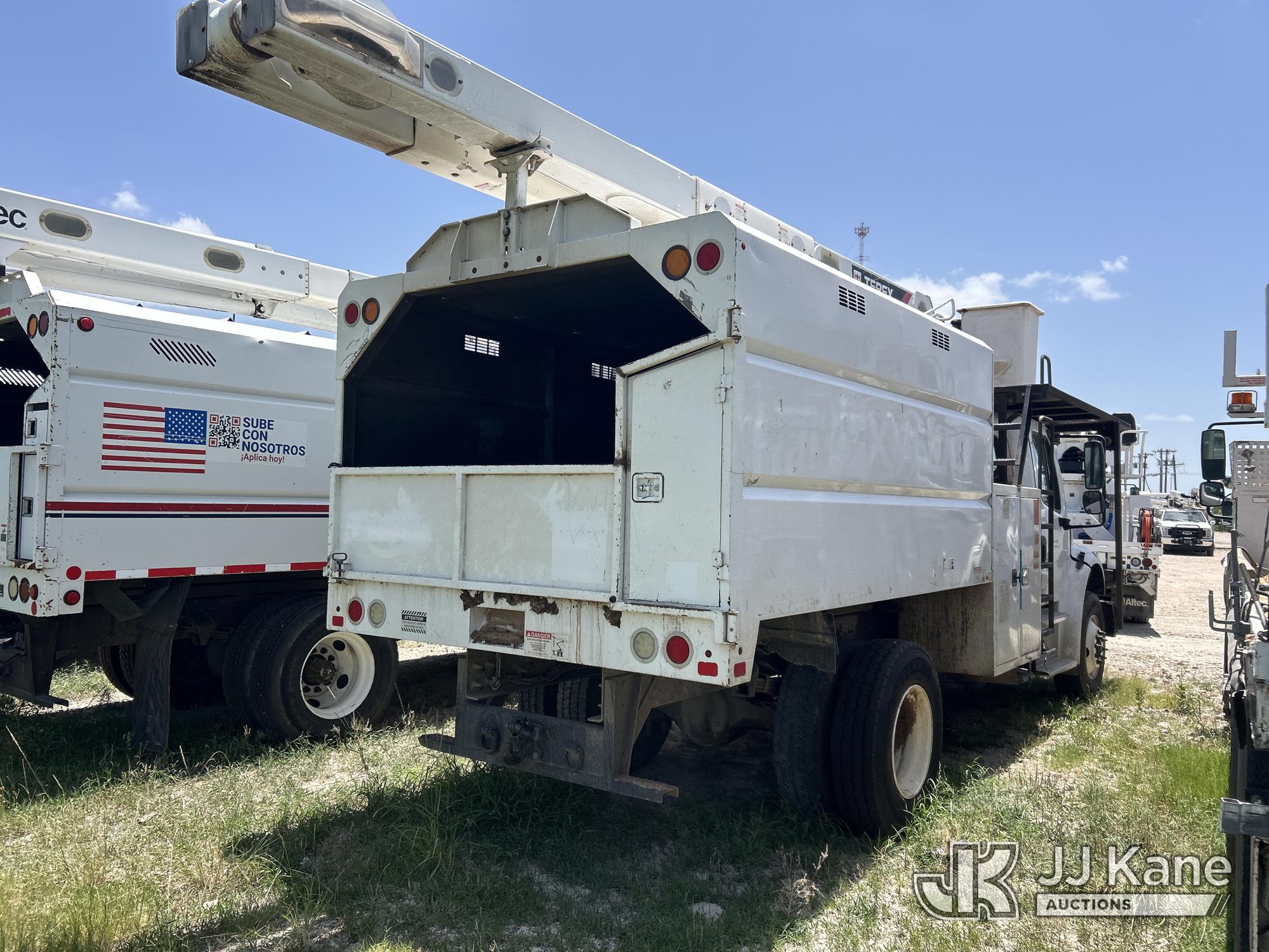 Terex XT Pro 56 Over-Center Bucket Truck On 2018 Freightliner M2 Chipper Dump Truck (1620299) - photo 3