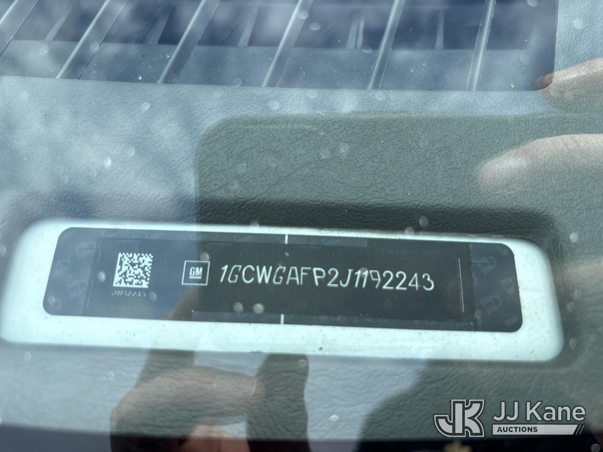 2018 Chevrolet Express G2500 Cargo Van (1621356) - photo 5