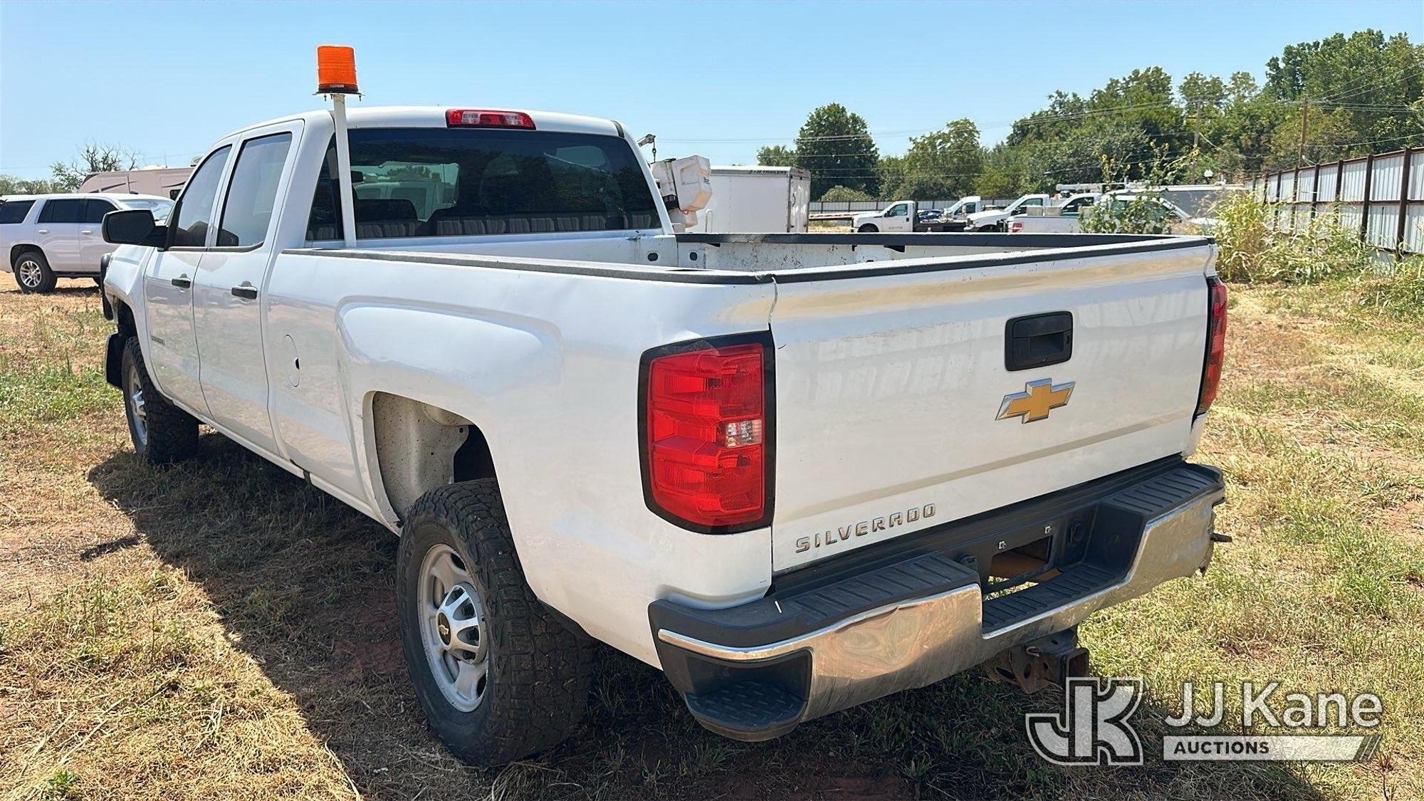 2018 Chevrolet Silverado 2500HD Crew-Cab Pickup Truck (1621889) - photo 4
