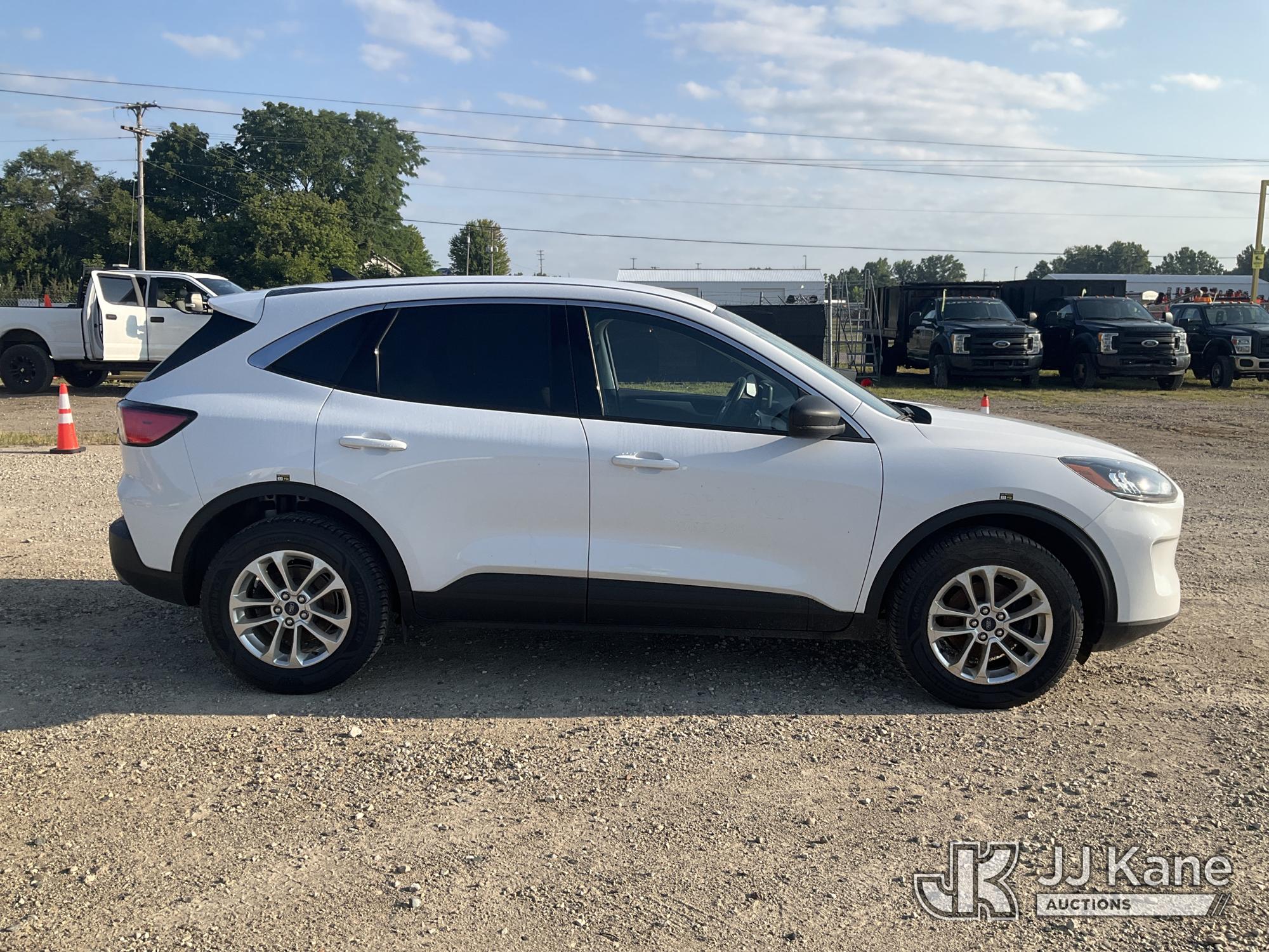 2022 Ford Escape 4-Door Sport Utility Vehicle (1622295) - photo 4