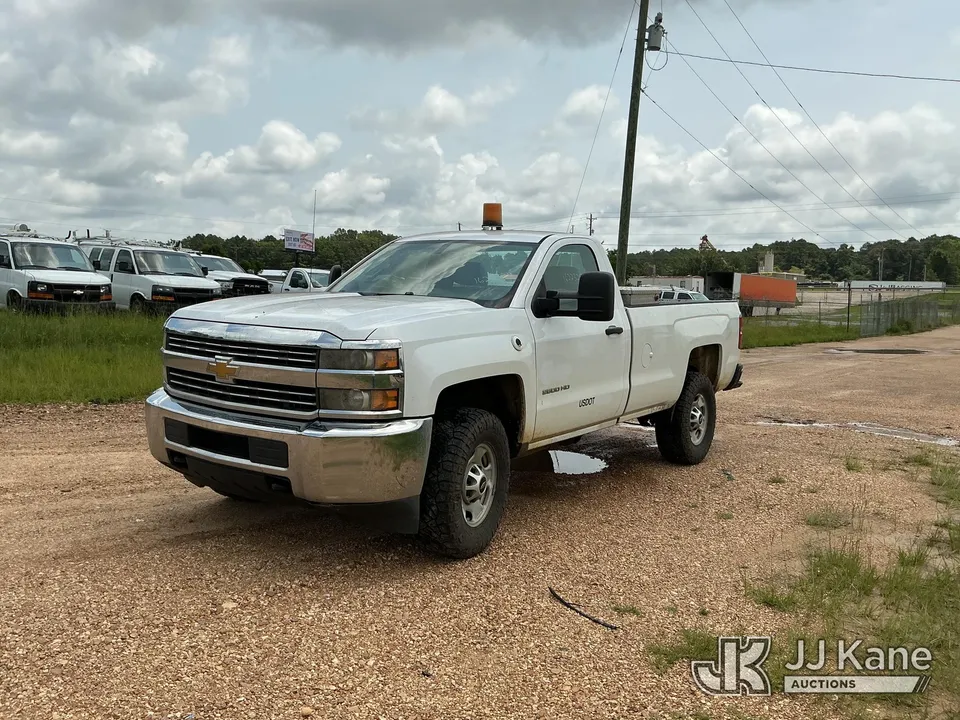 2015 Chevrolet Silverado 2500HD Pickup Truck (1622329)