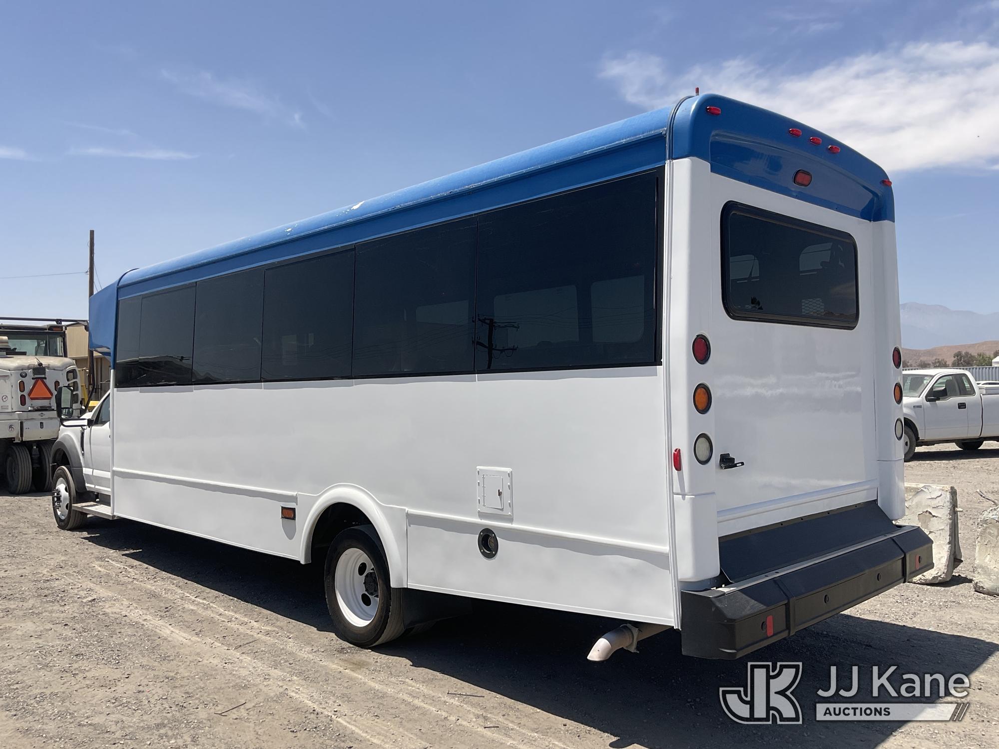2019 Ford F-550 Bus (1623221) - photo 4