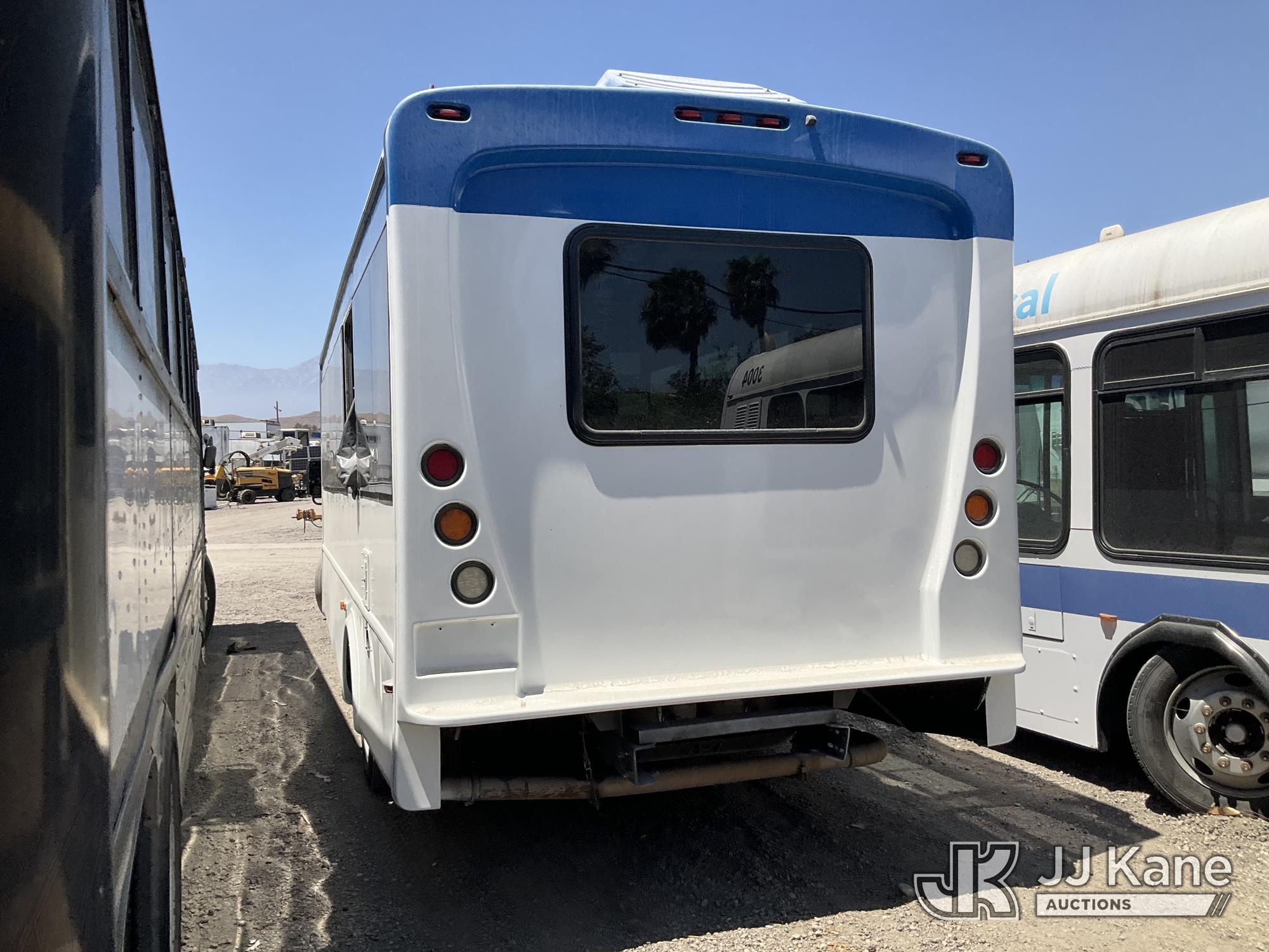 2019 Ford F-550 Passenger Bus (1623222) - photo 4