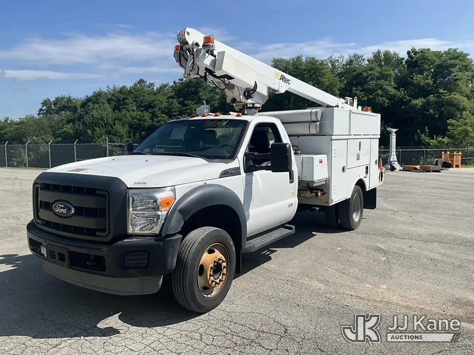 Altec AT200A Telescopic Non-Insulated Bucket Truck On 2014 Ford F-450 SD Service Truck (1624038)