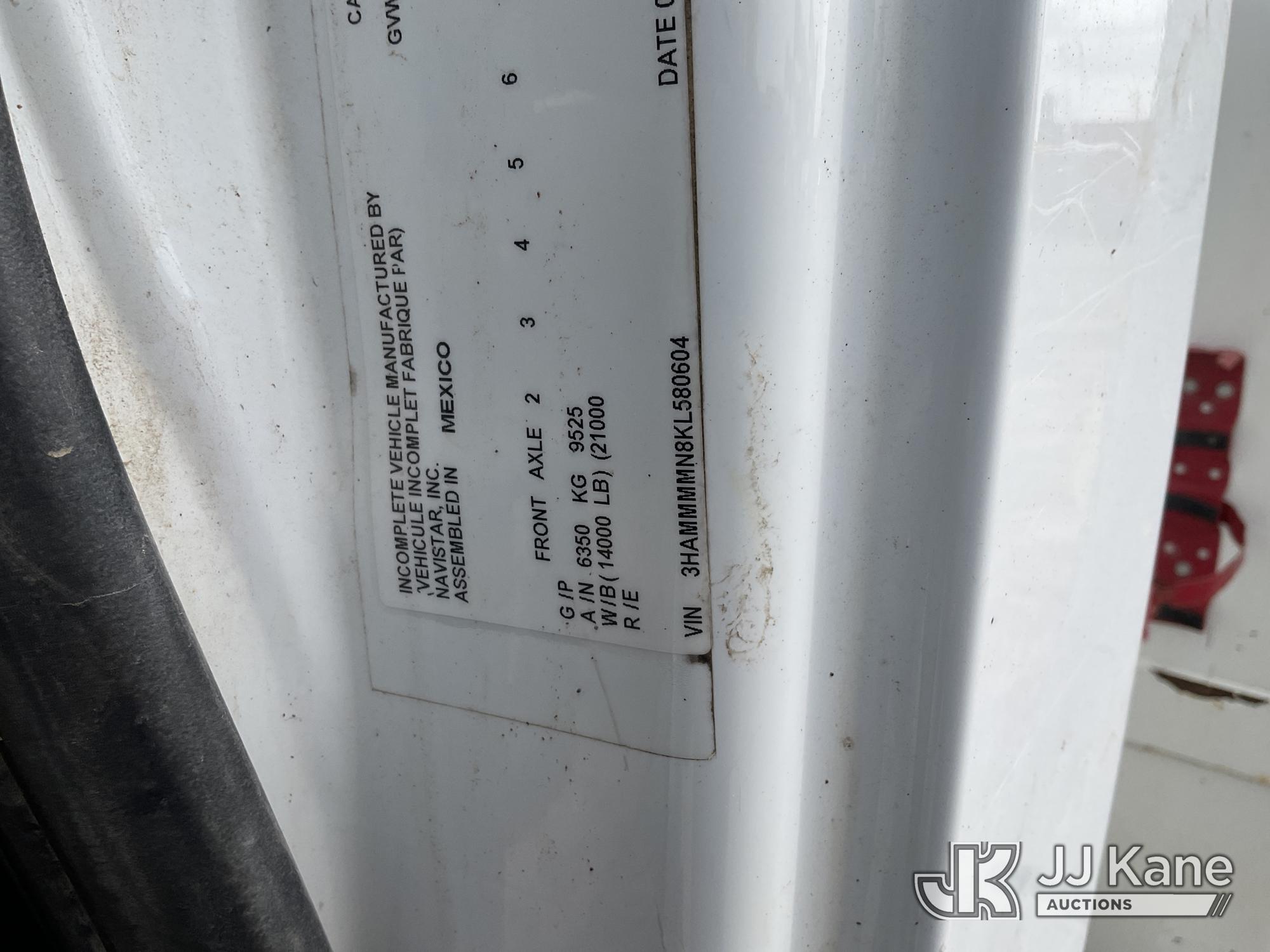 Altec DC47-TR Digger Derrick On 2019 International DuraStar 4300 Utility Truck (1624179) - photo 5
