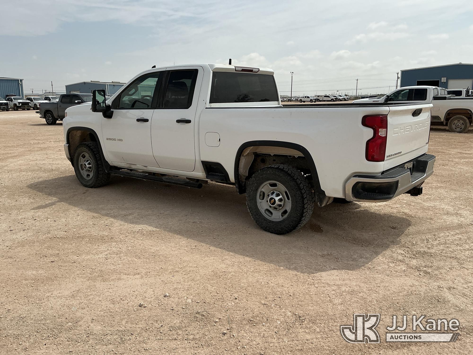 2023 Chevrolet Silverado 2500HD 4x4 Extended-Cab Pickup Truck (1624232) - photo 4