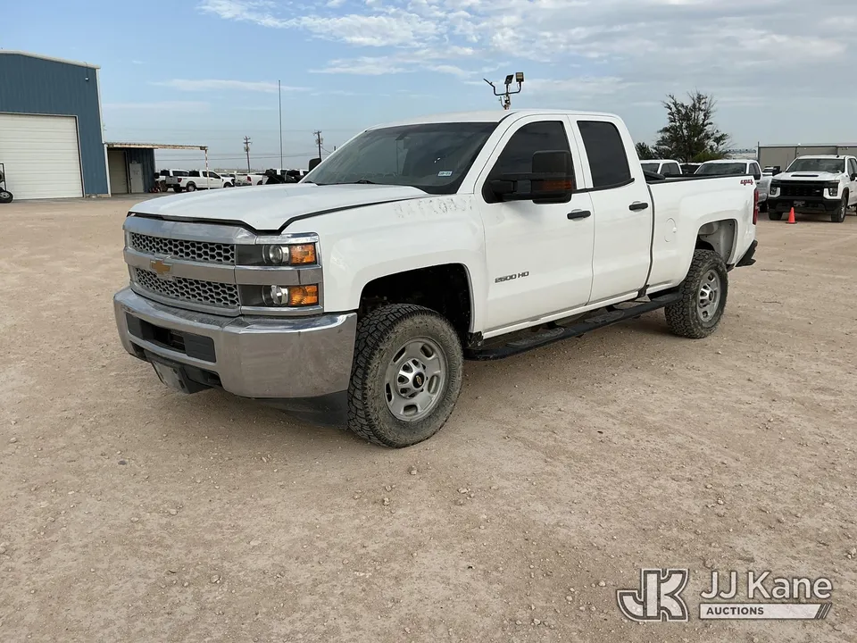 2019 Chevrolet Silverado 2500HD Crew-Cab Pickup Truck (1624240)