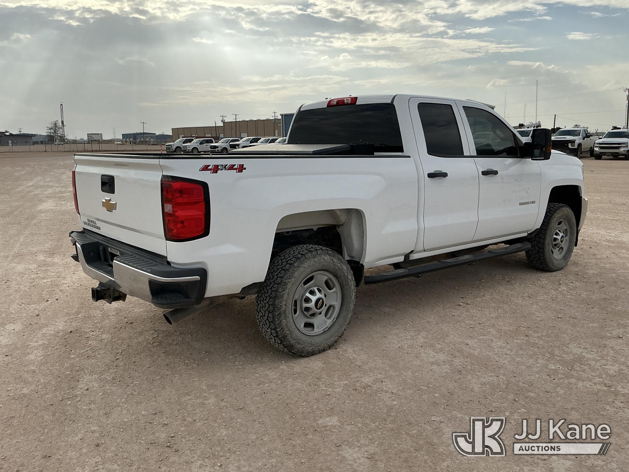 2019 Chevrolet Silverado 2500HD Crew-Cab Pickup Truck (1624240) - photo 3