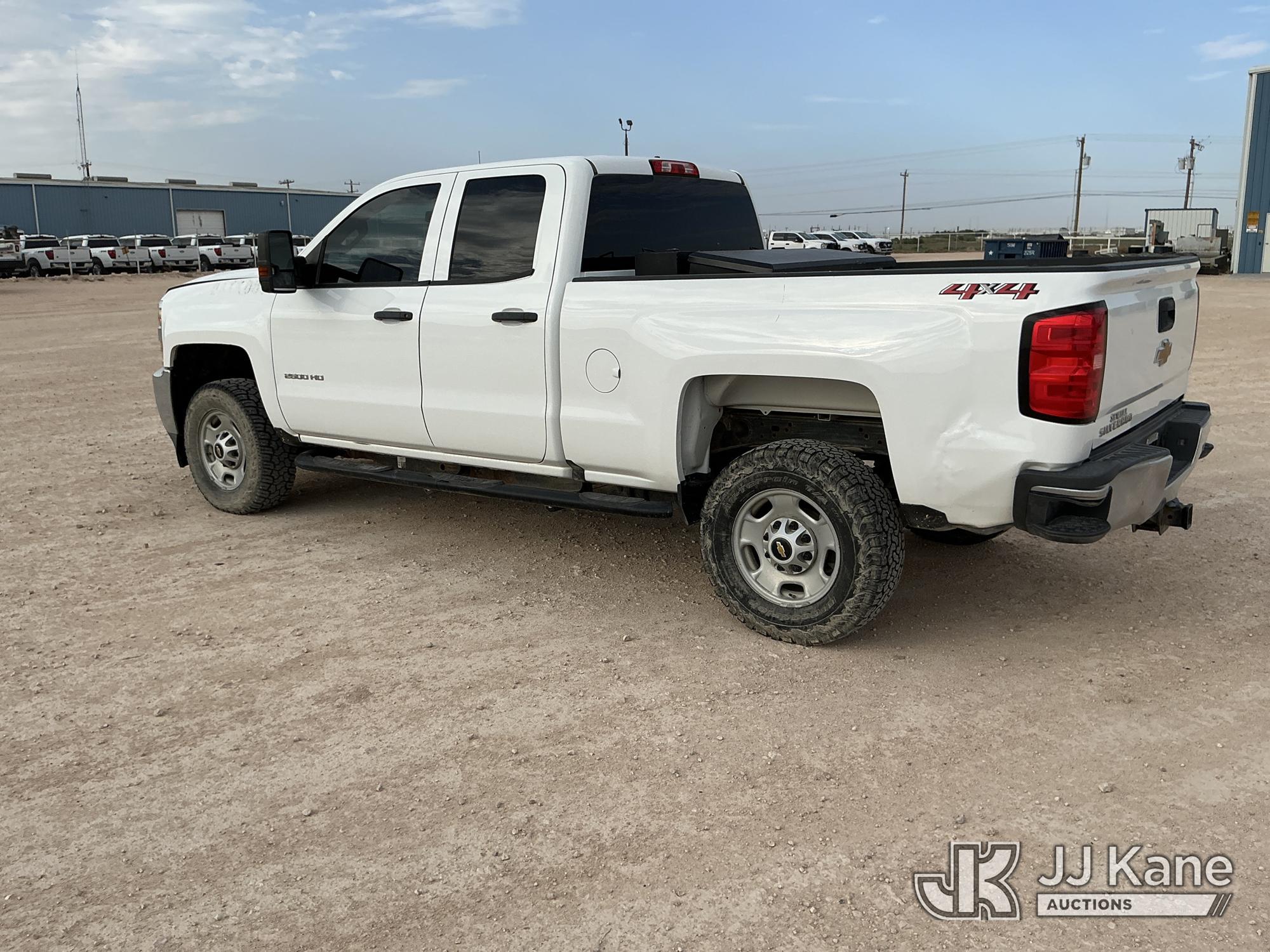 2019 Chevrolet Silverado 2500HD Crew-Cab Pickup Truck (1624240) - photo 4