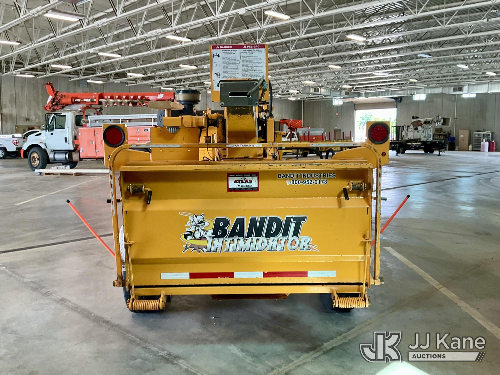 2014 Bandit Intimidator 990XP Chipper (12in Drum) (1624309) - photo 3