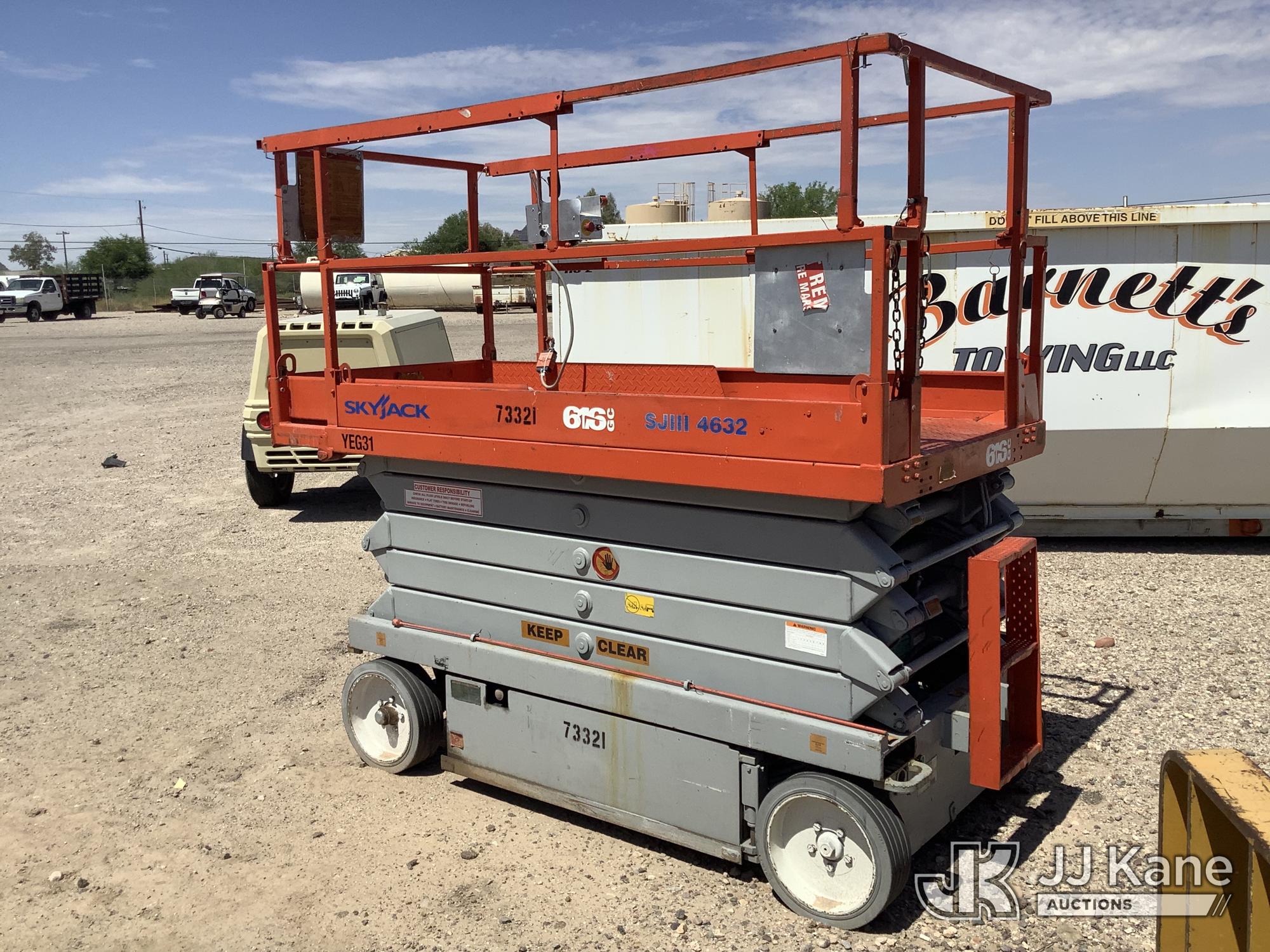 2018 SkyLift SJ4632 Self-Propelled Scissor Lift (1624643) - photo 4