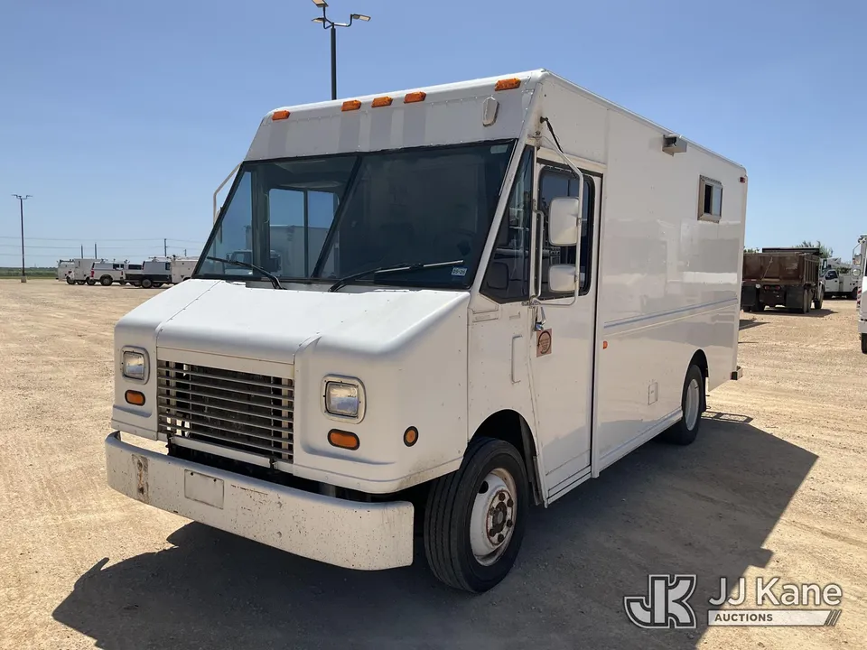 2005 Freightliner MT45 Chassis Step Van (1625140)