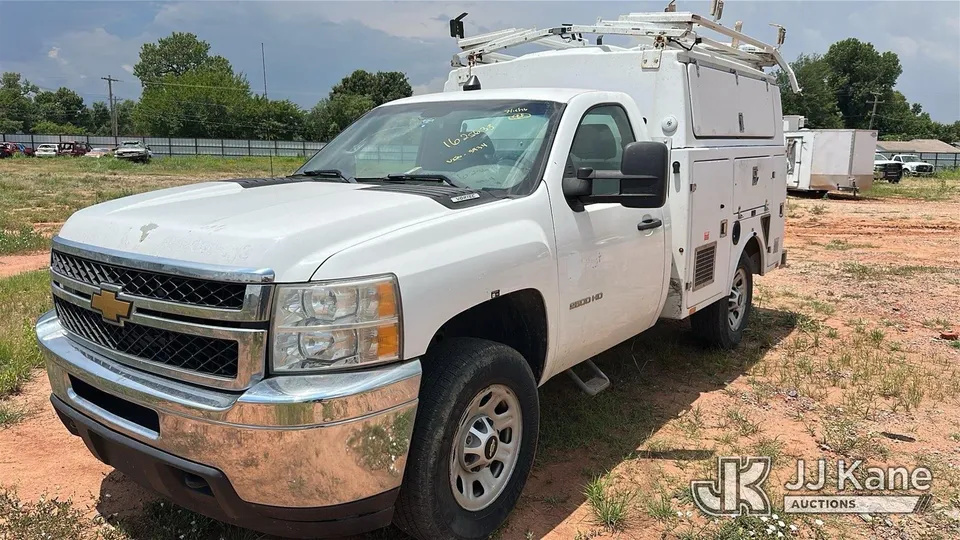 2013 Chevrolet Silverado 2500HD Enclosed Service Truck (1625633)