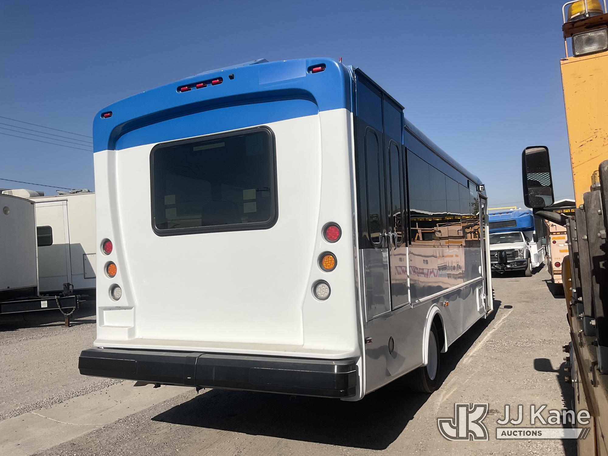 2019 Ford F-550 Passenger Bus (1625721) - photo 3