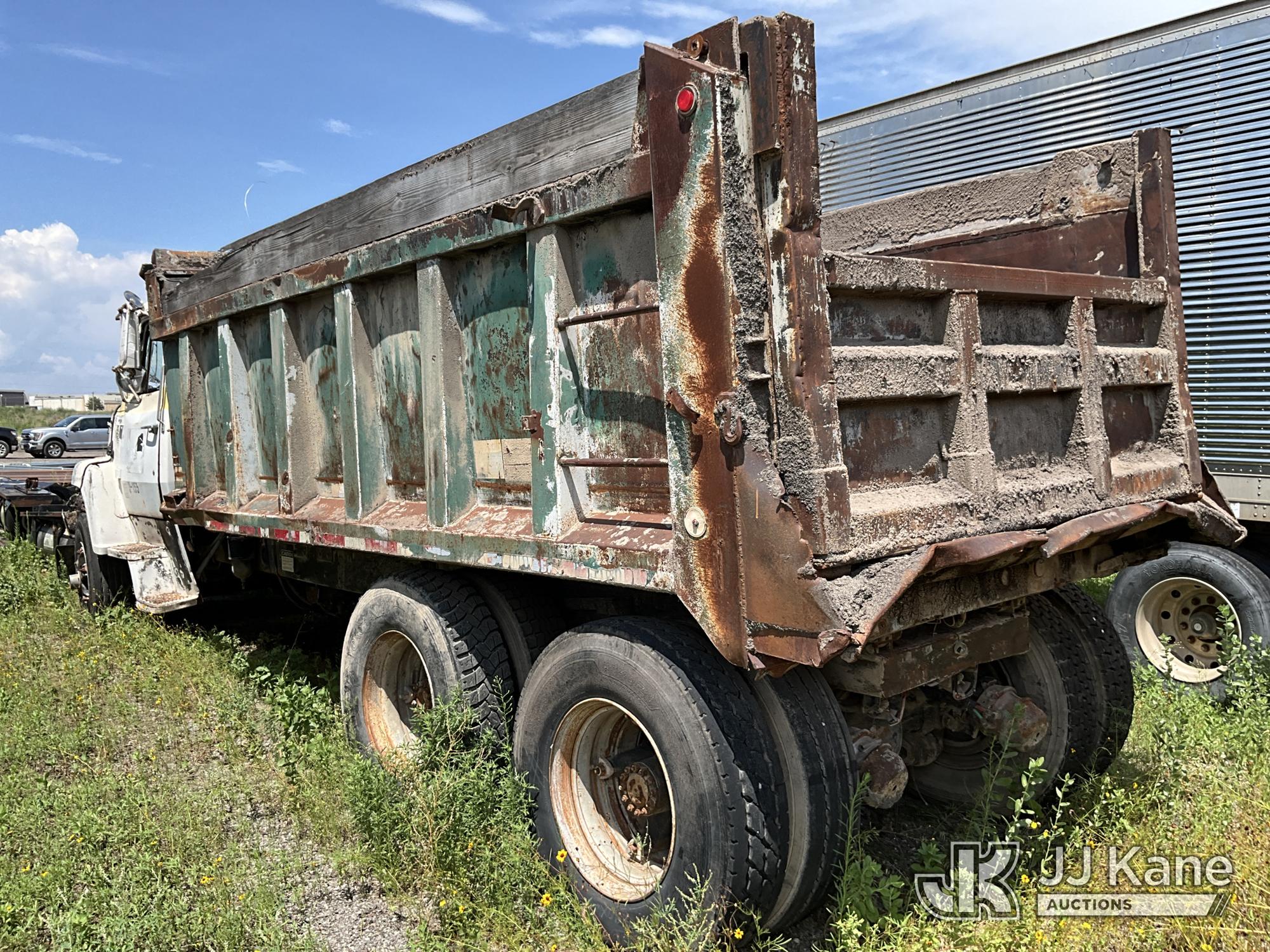 1993 Ford LNT8000F T/A Dump Truck (1626043) - photo 4