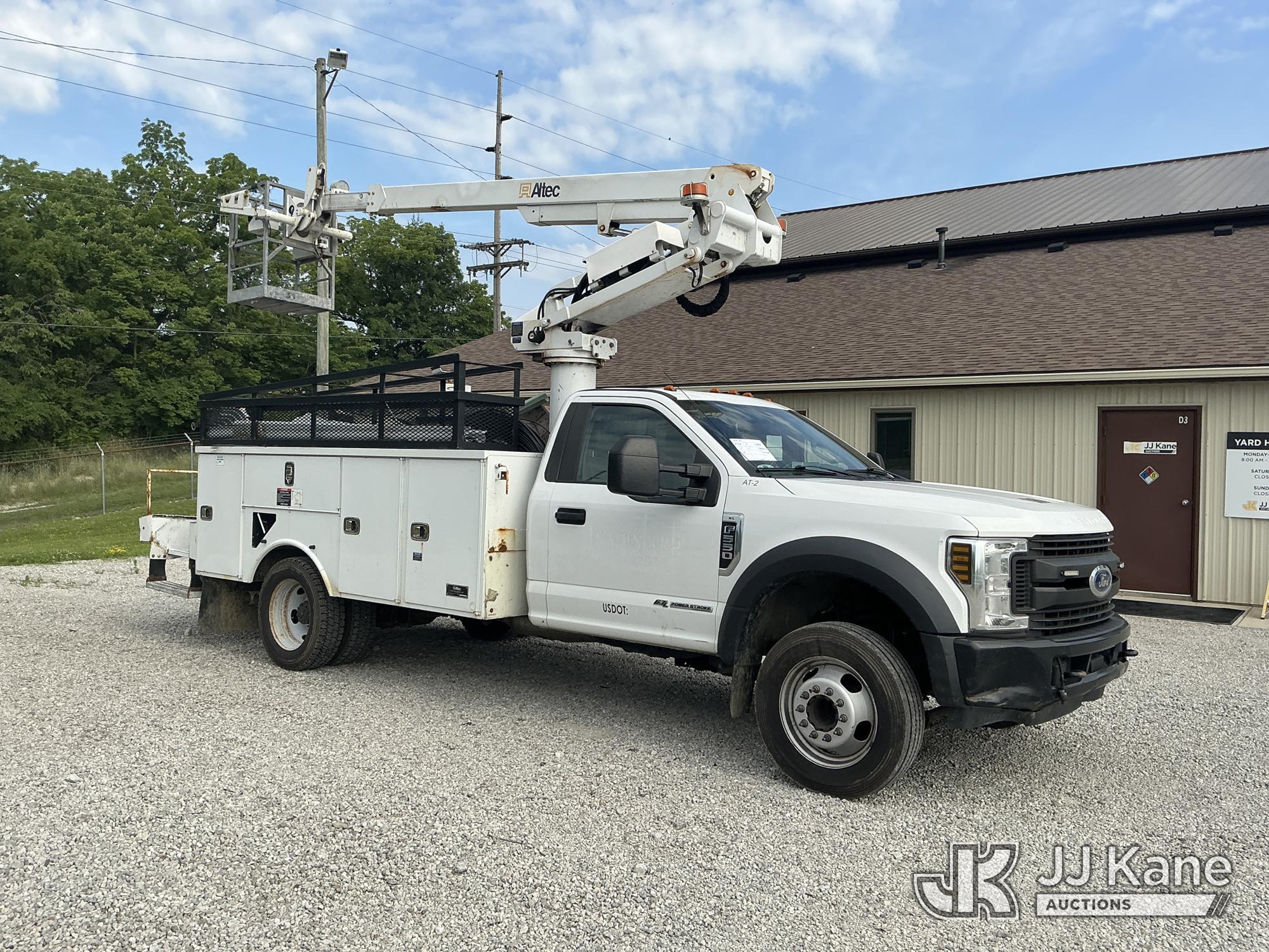 Altec AT235P Articulating & Telescopic Non-Insulated Cable Placing Bucket Truck On 2019 Ford F-550 Service Truck (1626127) - photo 5